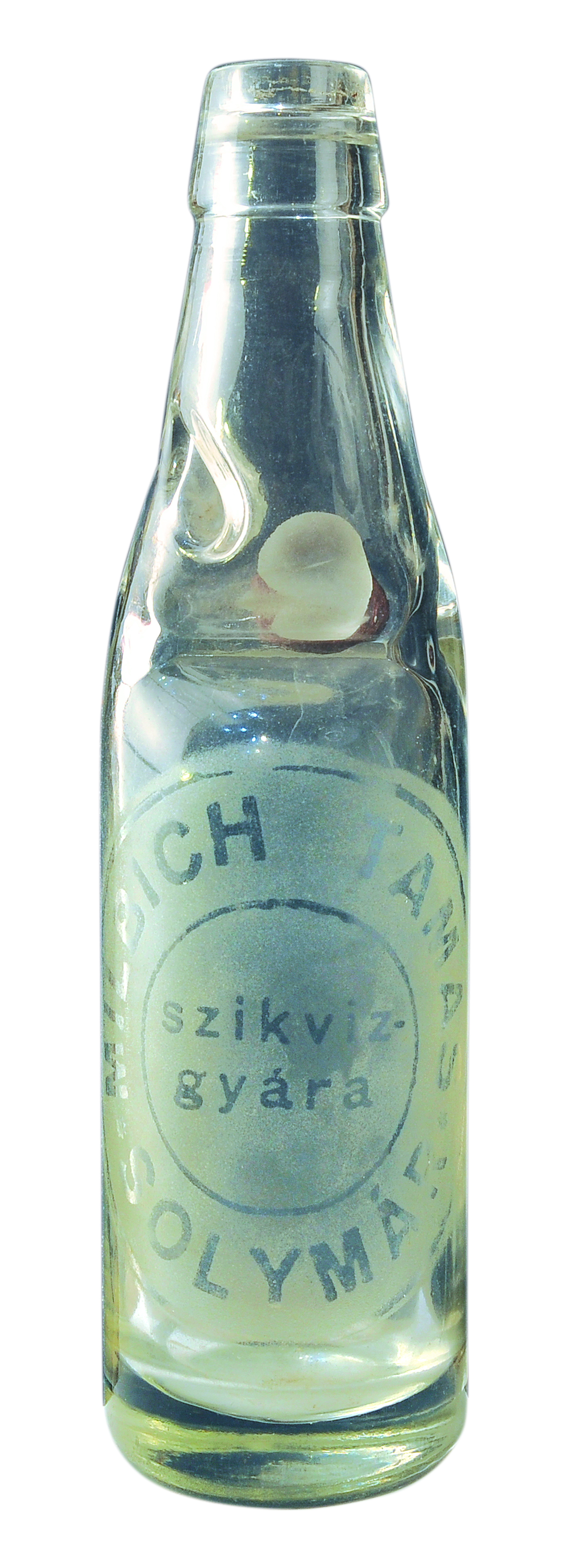 Szörpös üveg (Dr. Jablonkay István Helytörténeti Gyűjtemény CC BY-NC-SA)