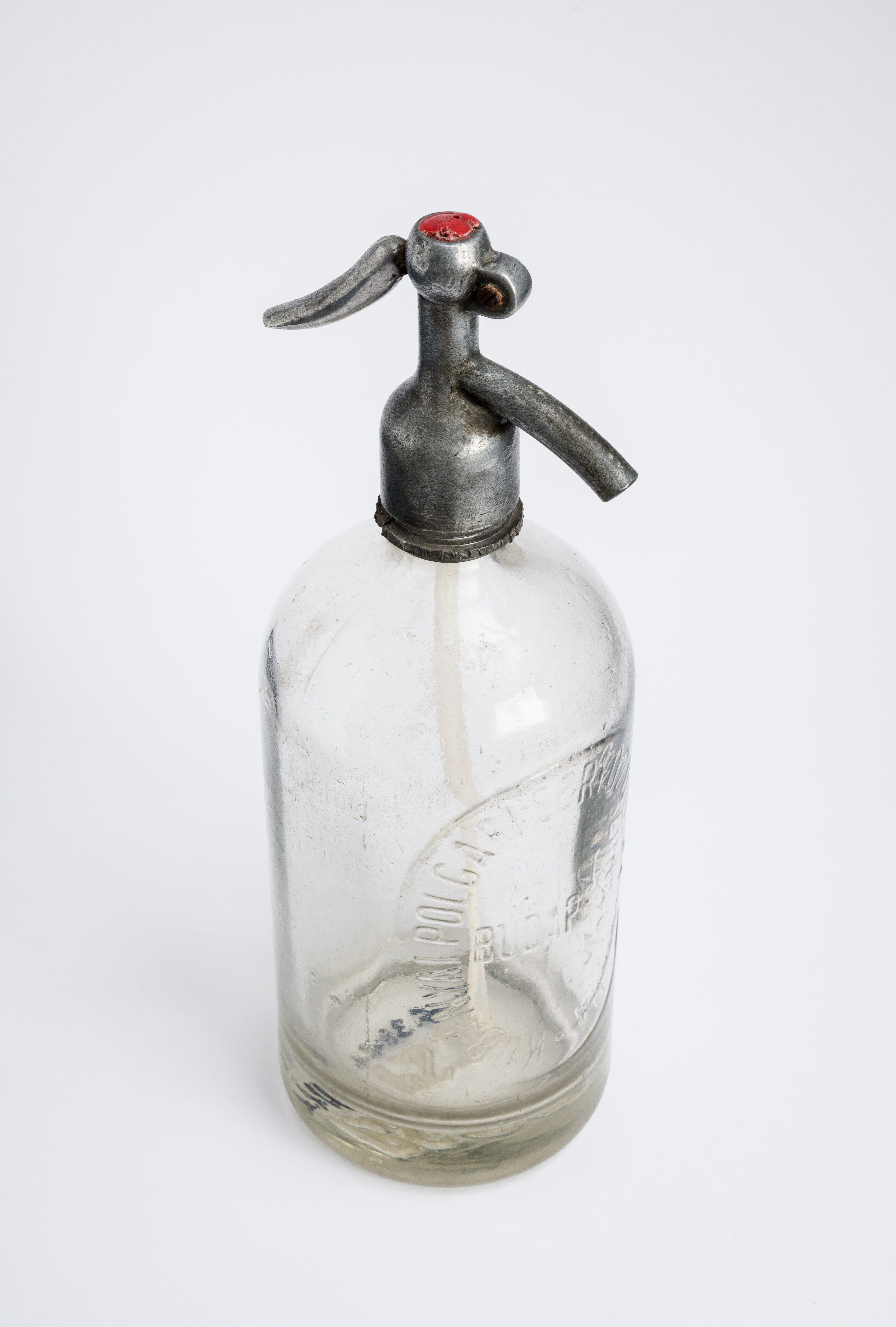 Szódásüveg; Siphonflasche; "Szódaflosn" (Bleyer Jakab Helytörténeti Gyűjtemény, Heimatmuseum CC BY-NC-SA)