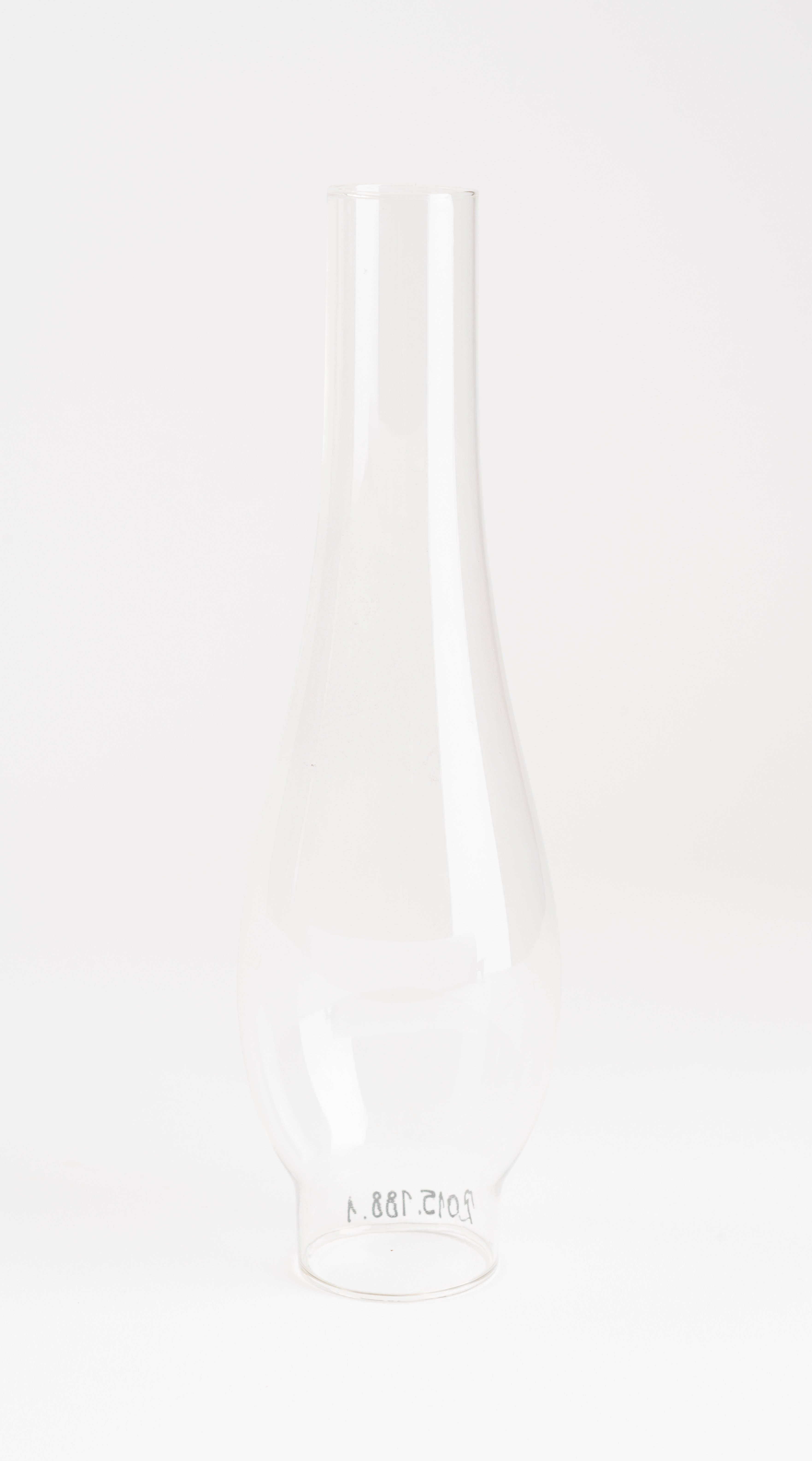 Petróleumlámpa üvegbúrája (Budaörsi Bleyer Jakab Heimatmuseum CC BY-NC-SA)