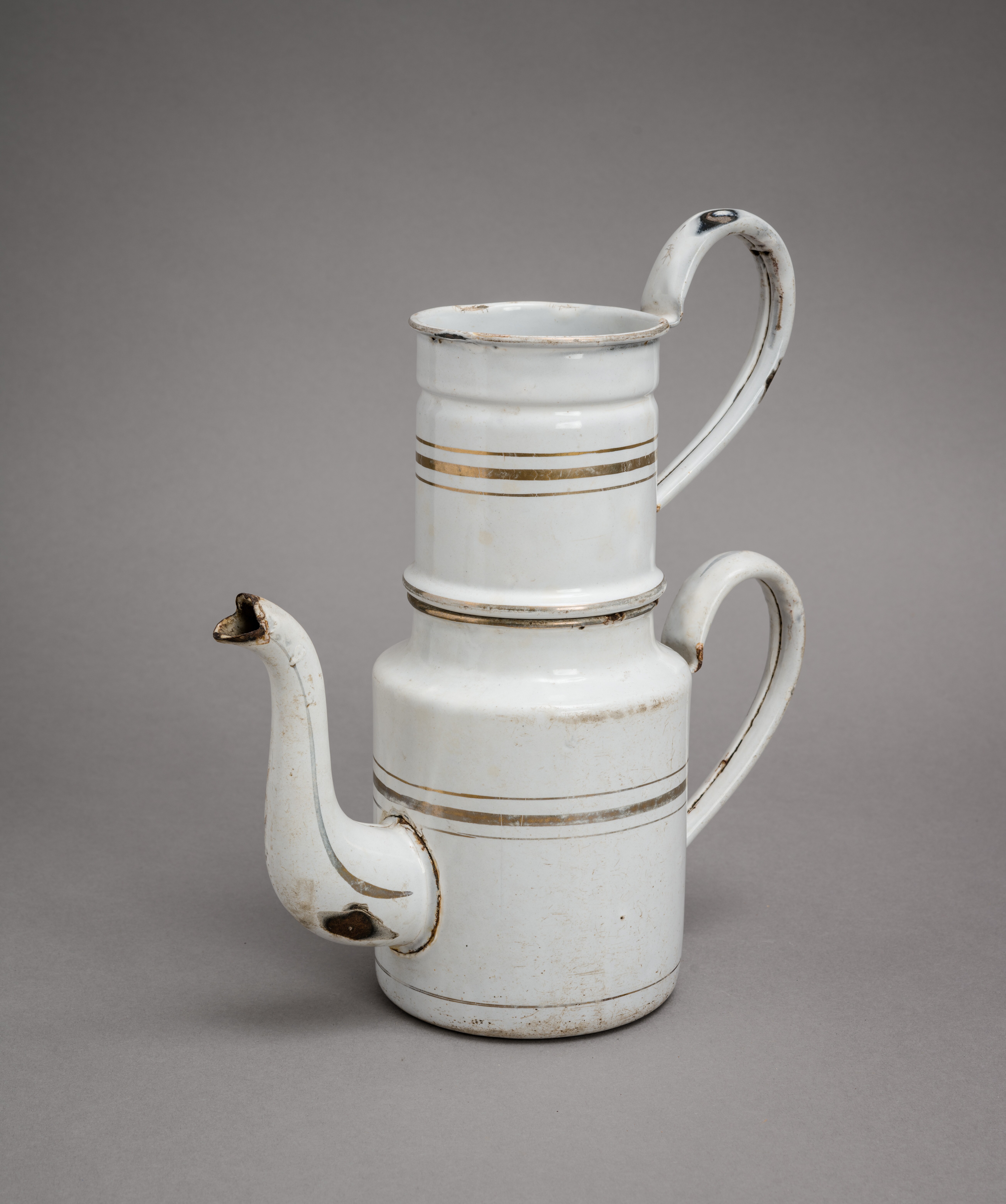 Kanna és szűrő (kávéfőző) (Bleyer Jakab Helytörténeti Gyűjtemény, Heimatmuseum CC BY-NC-SA)