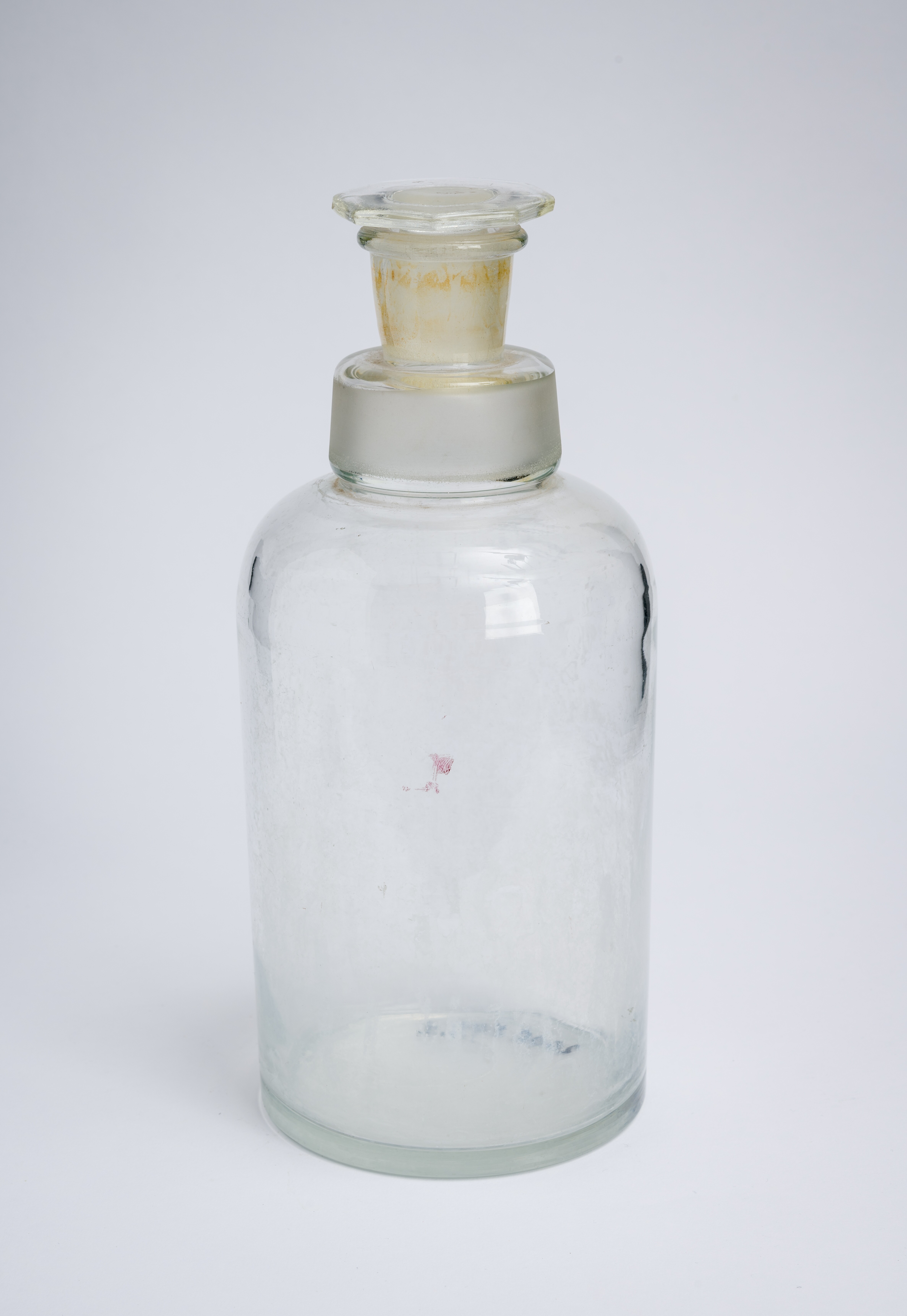 Üveg; Glasflasche; (Bleyer Jakab Helytörténeti Gyűjtemény, Heimatmuseum CC BY-NC-SA)