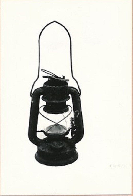Viharlámpa, üveg, fém (Ferenczy Múzeumi Centrum CC BY-NC-SA)