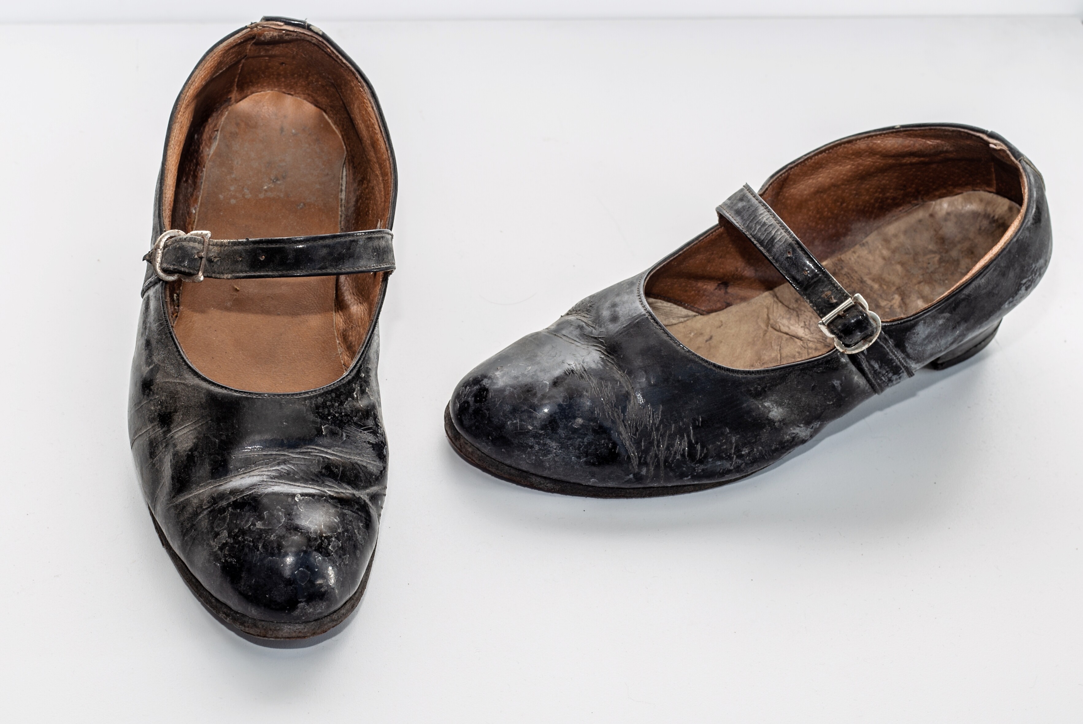 Félcipő "Lakkcipő" "Panglis cipő" (Ferenczy Múzeumi Centrum CC BY-NC-SA)