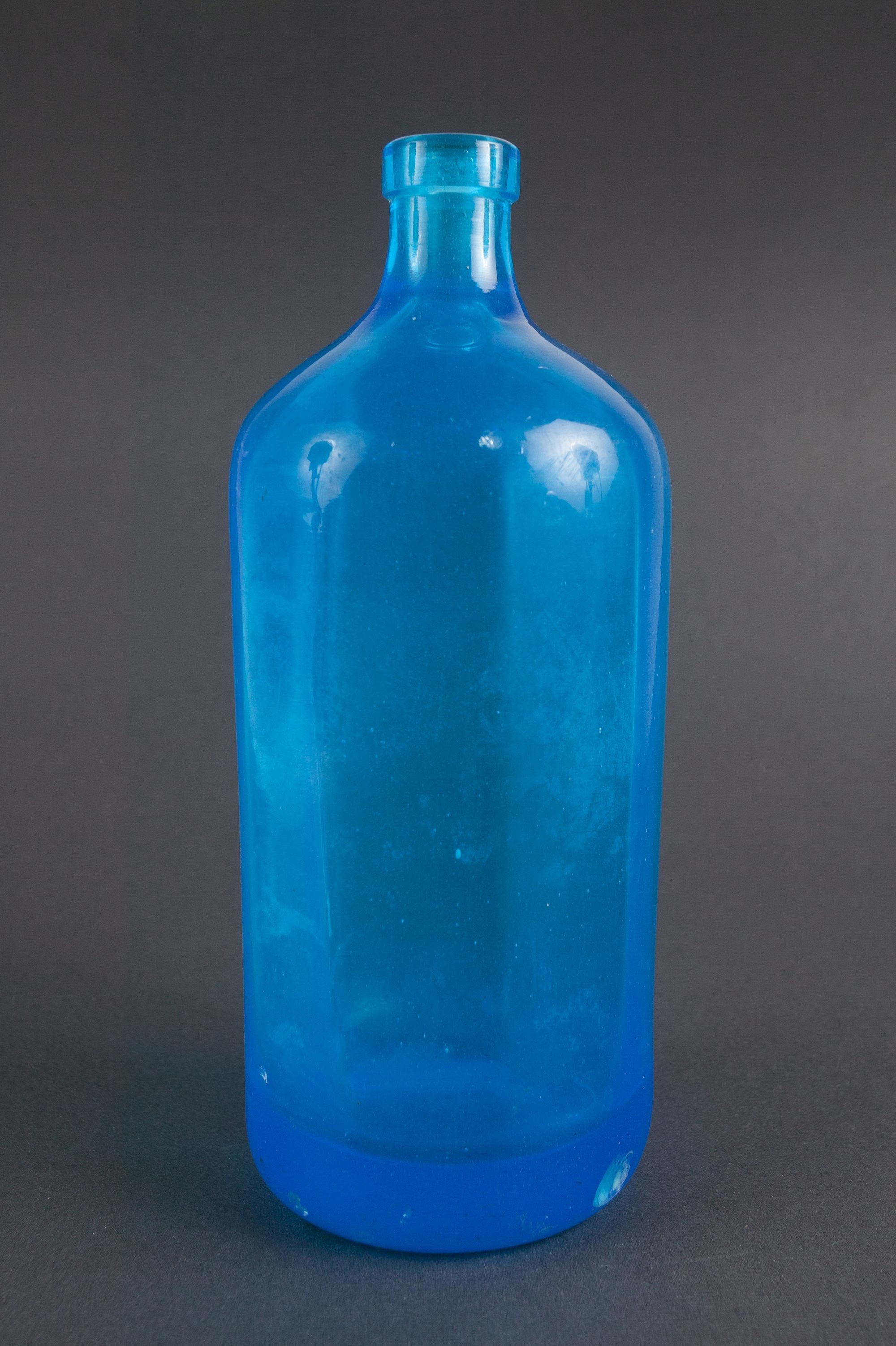 Üveg (Rippl-Rónai Múzeum CC BY-NC-ND)