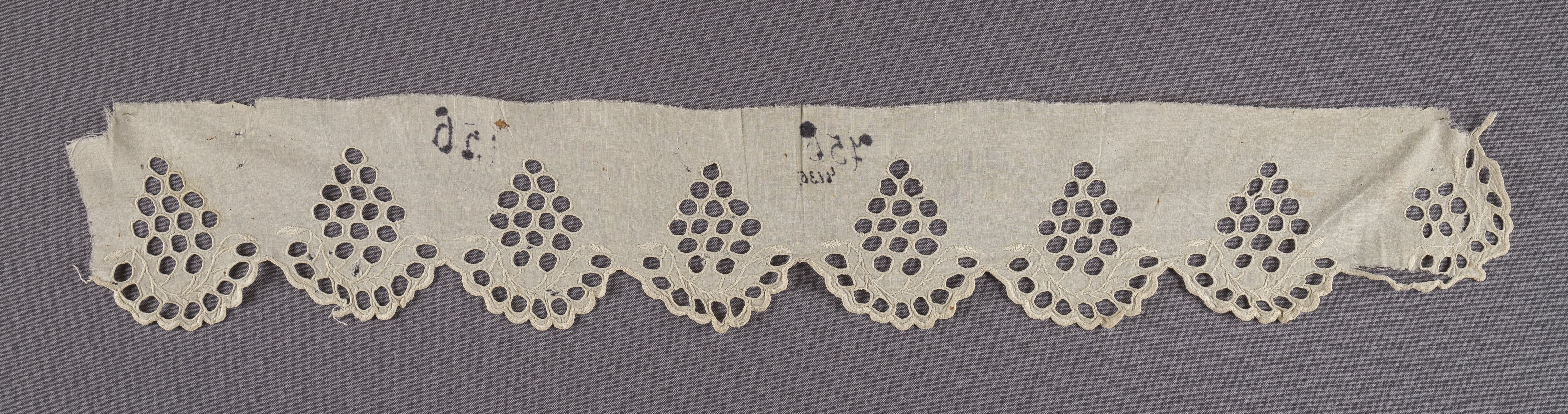 Hímzett kendőszél (Rippl-Rónai Múzeum CC BY-NC-ND)