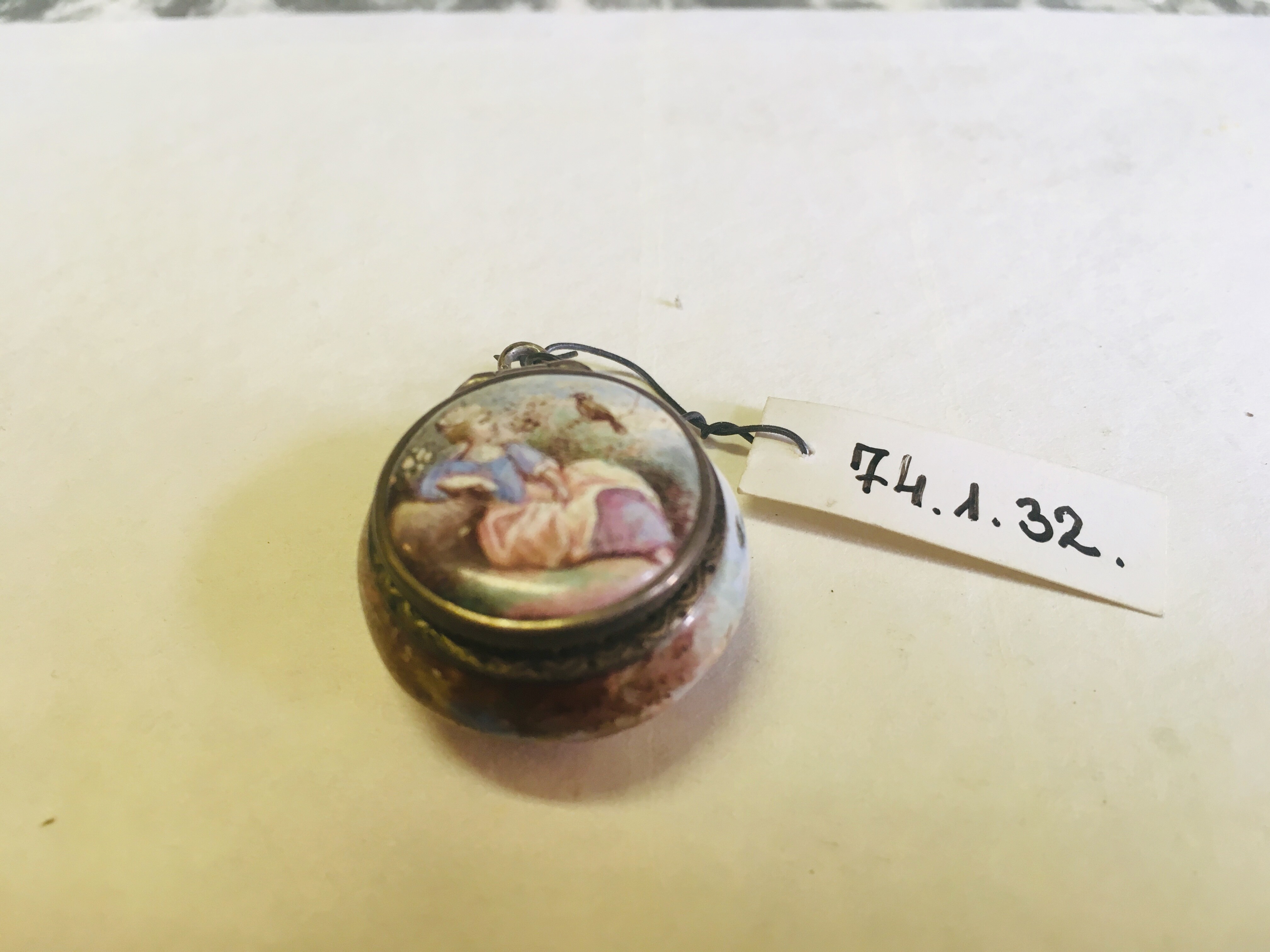 Amulett (szelence) Ékszerdoboz (Rippl-Rónai Múzeum CC BY-NC-ND)