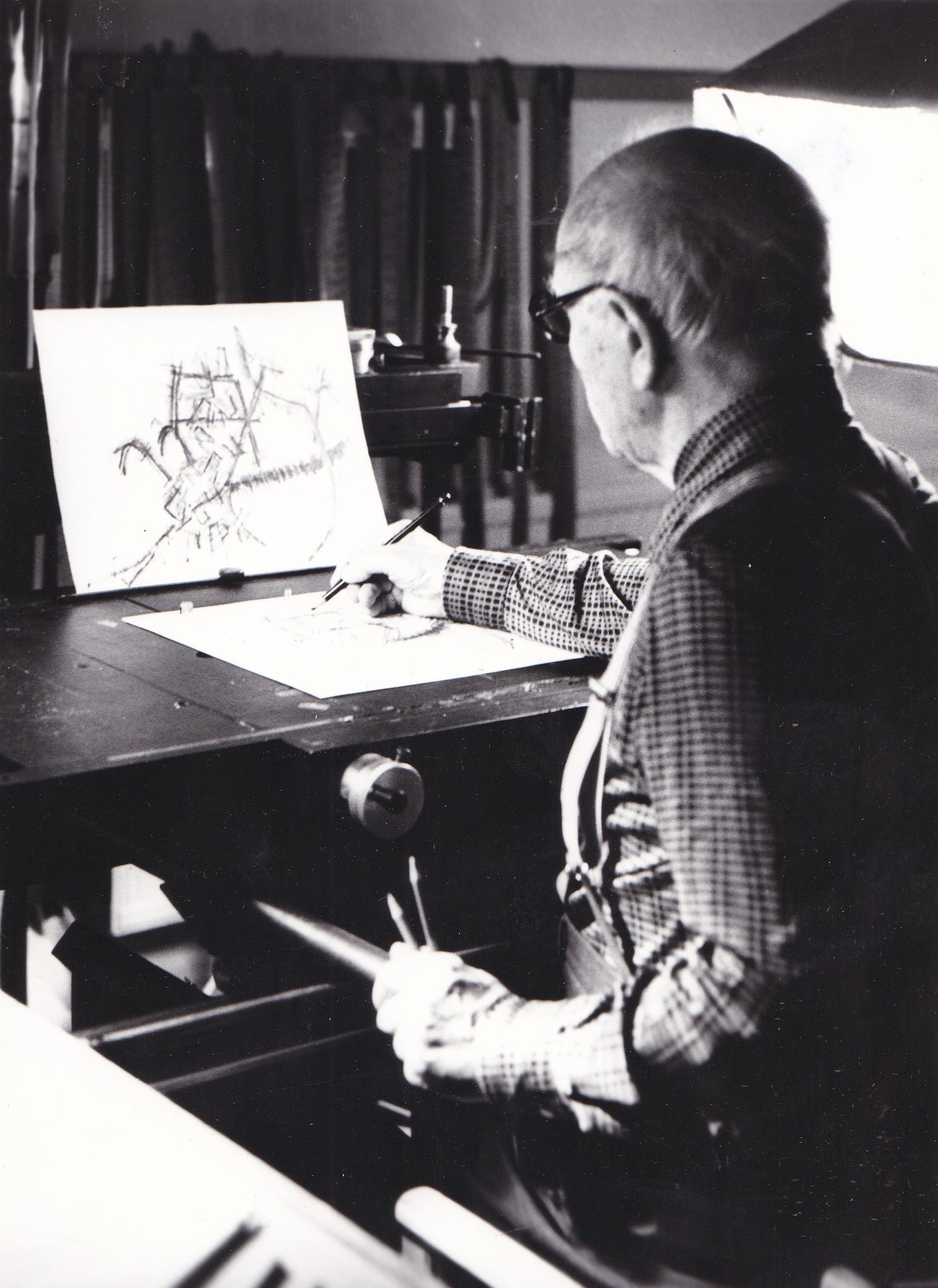 Martyn Ferenc, Ferenc kamera alatt rajzol, Pannónia Filmstúdió. (Rippl-Rónai Múzeum CC BY-NC-ND)