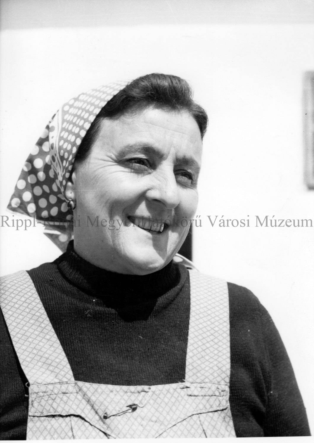 Kisborsó Béláné, a marcali Vörös Csillag tsz. baromfi munkacsapat vezetője (Rippl-Rónai Múzeum CC BY-NC-SA)