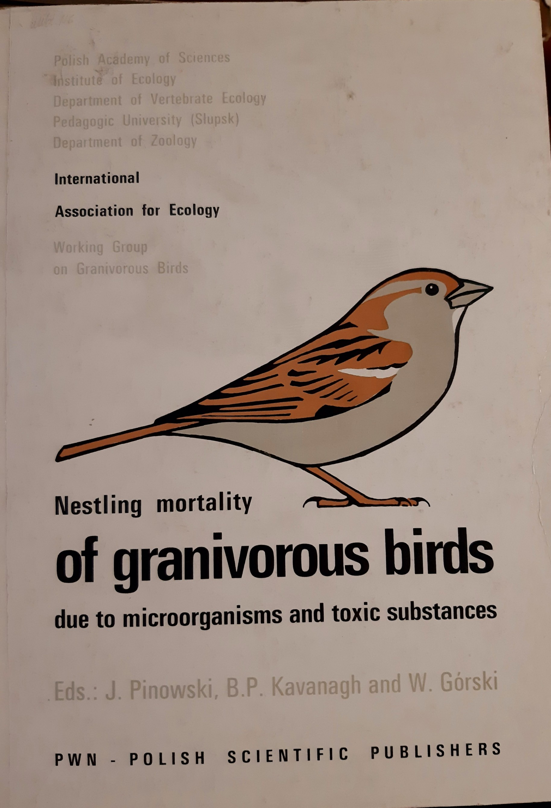 Nestling mortality of granivorous birds due to microorganisms and toxic substances (Rippl-Rónai Múzeum CC BY-NC-ND)