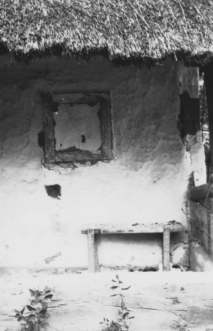 Az első szoba befalazott eredeti ablaka (Rippl-Rónai Múzeum CC BY-NC-ND)