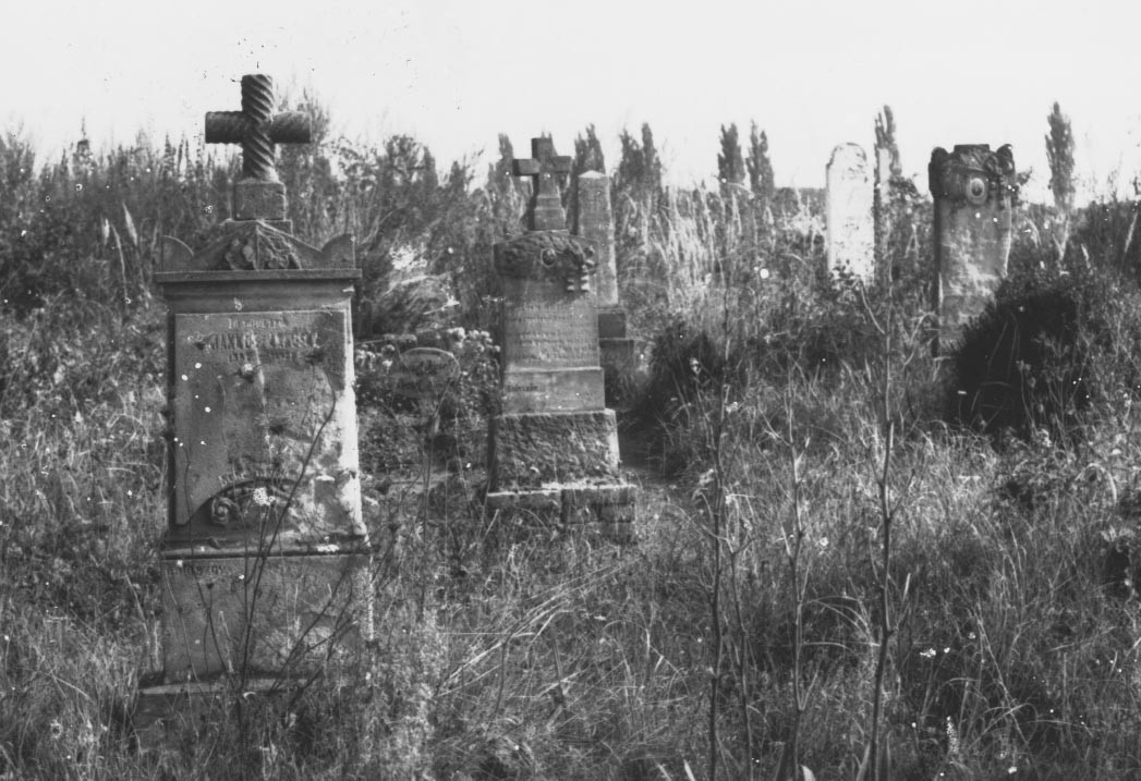 Öreg sírkövek a temető északkeleti felében (Rippl-Rónai Múzeum CC BY-NC-ND)
