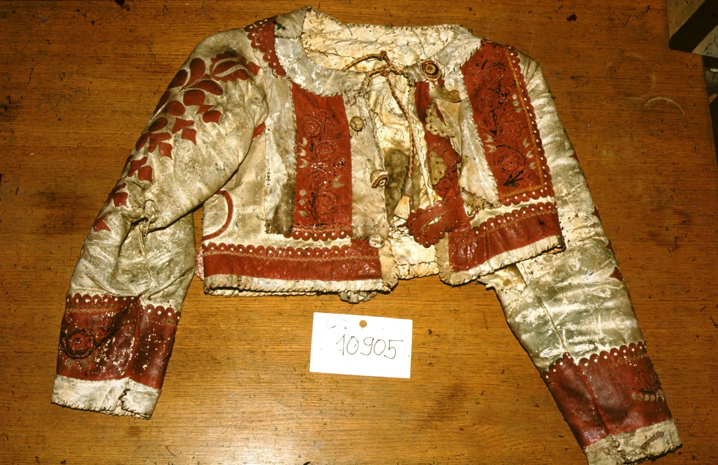 Alsoki női bunda (Rippl-Rónai Múzeum CC BY-NC-ND)