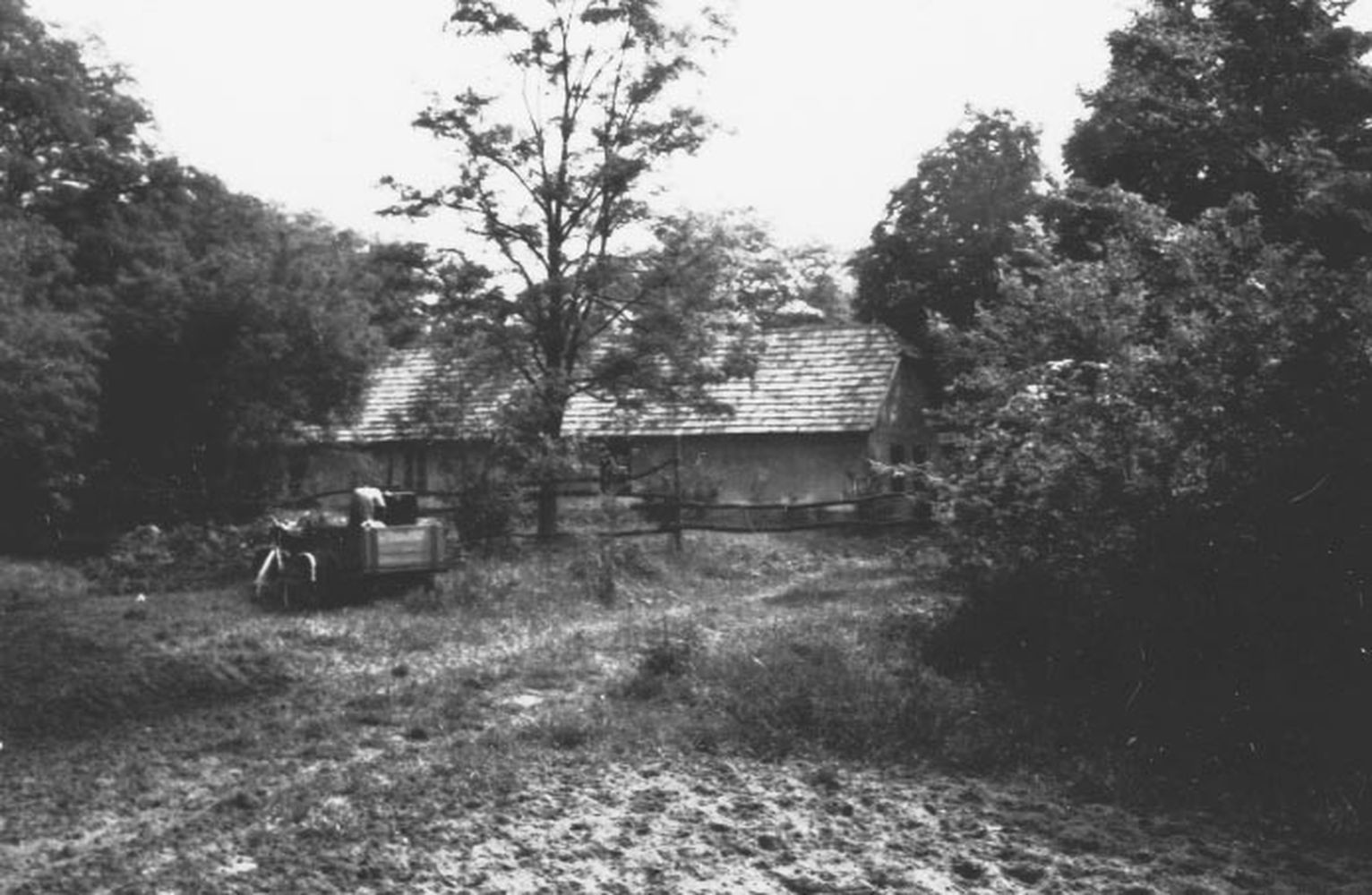 Lakóház nézete DNY-ról, Látvány DK-i határa (Rippl-Rónai Múzeum CC BY-NC-ND)
