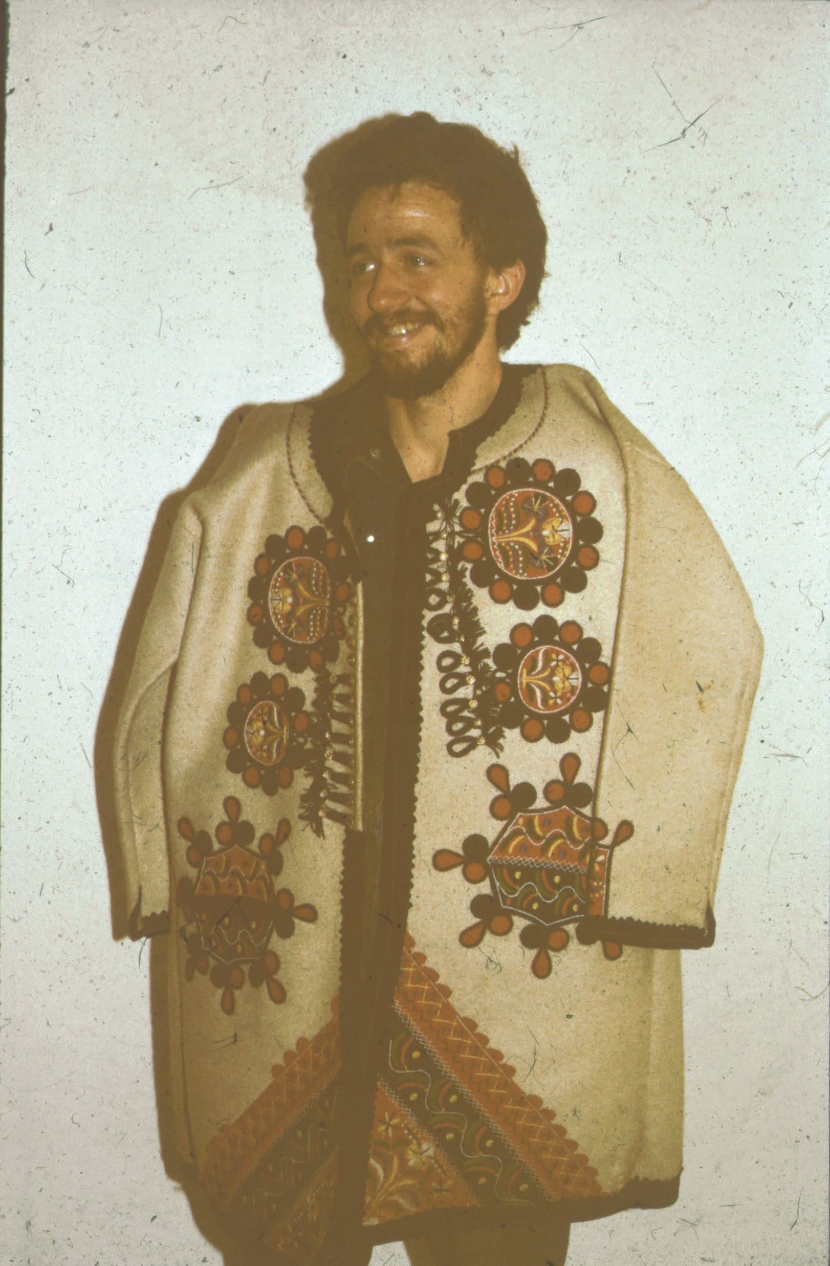 Szűr kabát fiatalemberen, Mohács (Rippl-Rónai Múzeum CC BY-NC-ND)