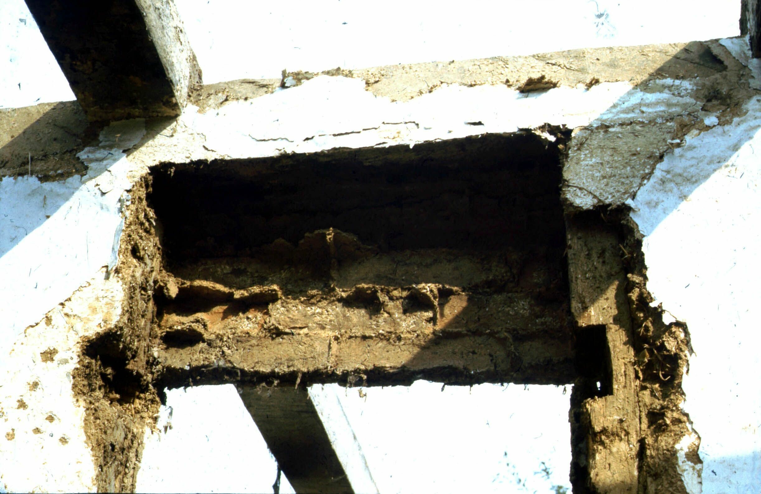Kibontott szobaablak a D-i homlokzaton, részlet (Rippl-Rónai Múzeum CC BY-NC-ND)