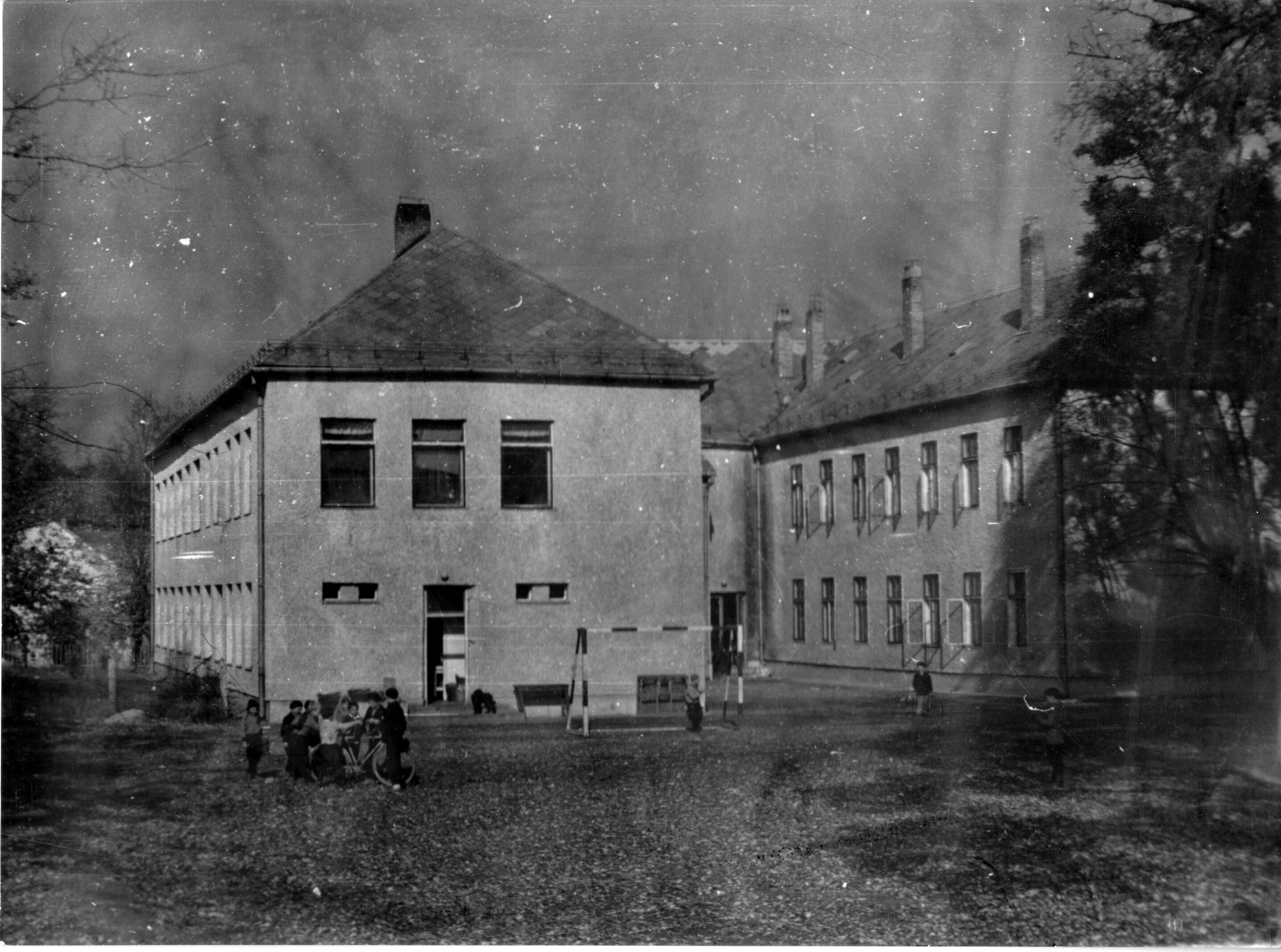 Általános iskola, Lengyeltóti (Rippl-Rónai Múzeum CC BY-NC-SA)