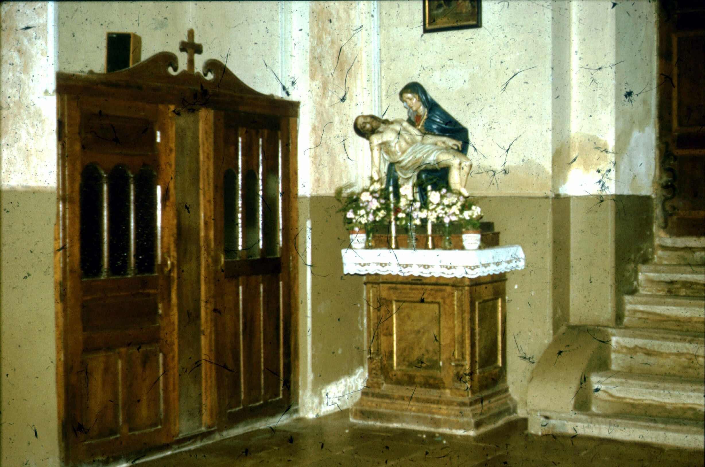 Gyóntatószék előtte Piéta szobor, Andocs (Rippl-Rónai Múzeum CC BY-NC-ND)
