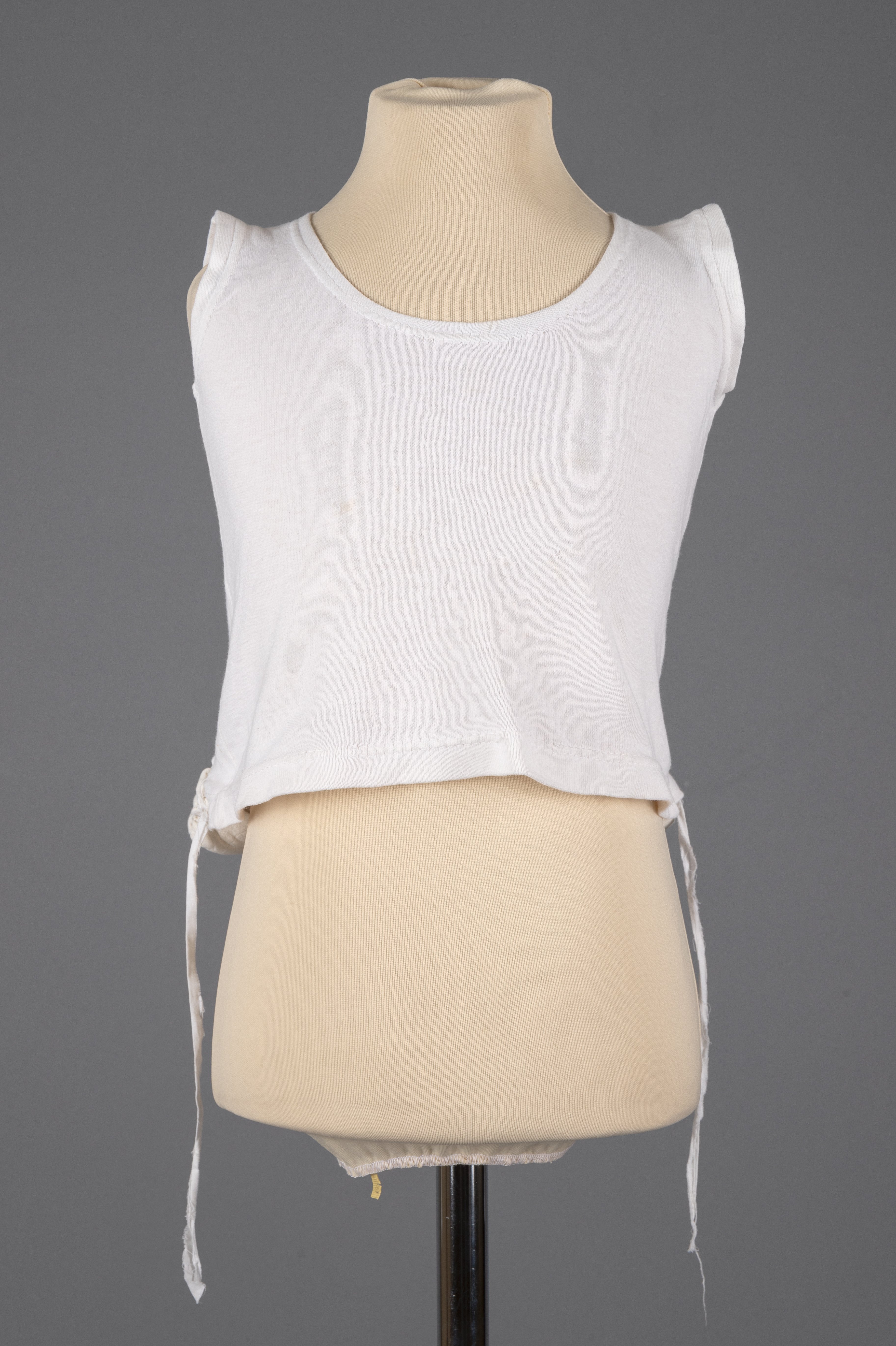 Kislány viselet alsóruha/puffándli/farpárna (Rippl-Rónai Múzeum CC BY-NC-ND)