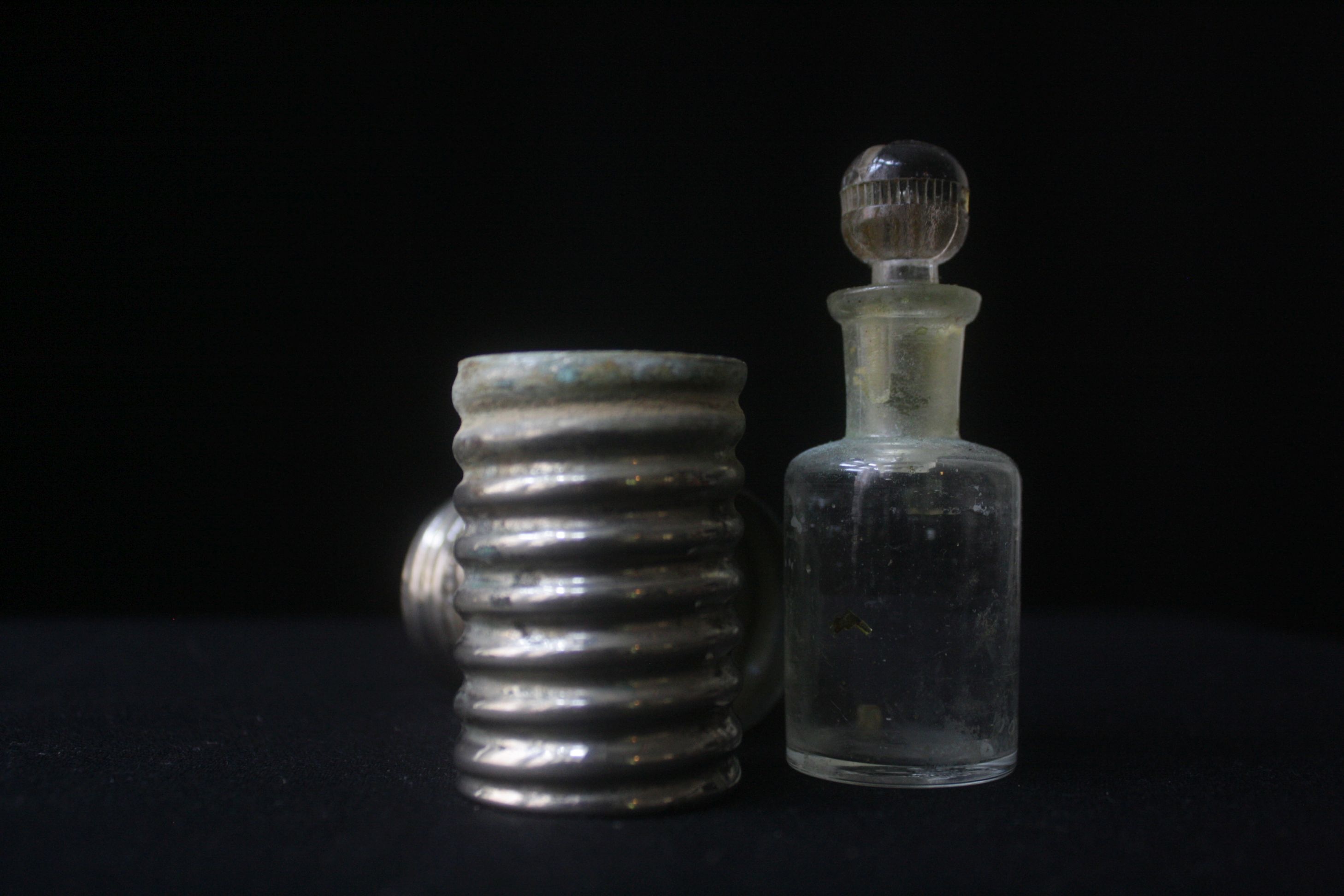 Gyógyszeres üveg (Nagyatádi Kulturális és Sport Központ – Városi Múzeum CC BY-NC-SA)