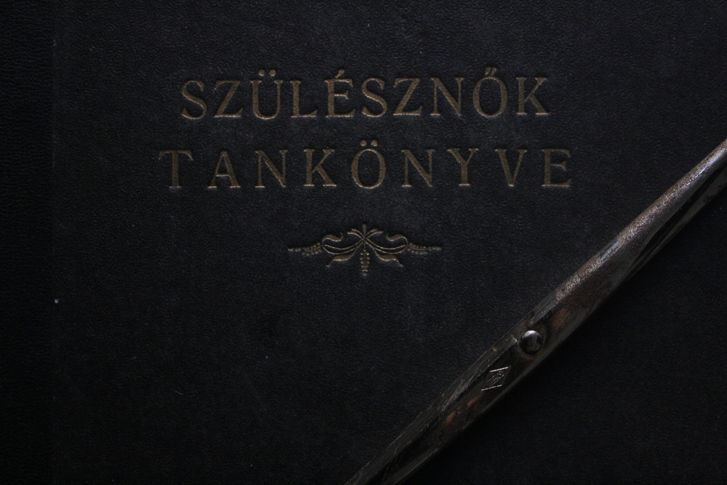 Tankönyv (Nagyatádi Kulturális és Sport Központ – Városi Múzeum CC BY-NC-SA)