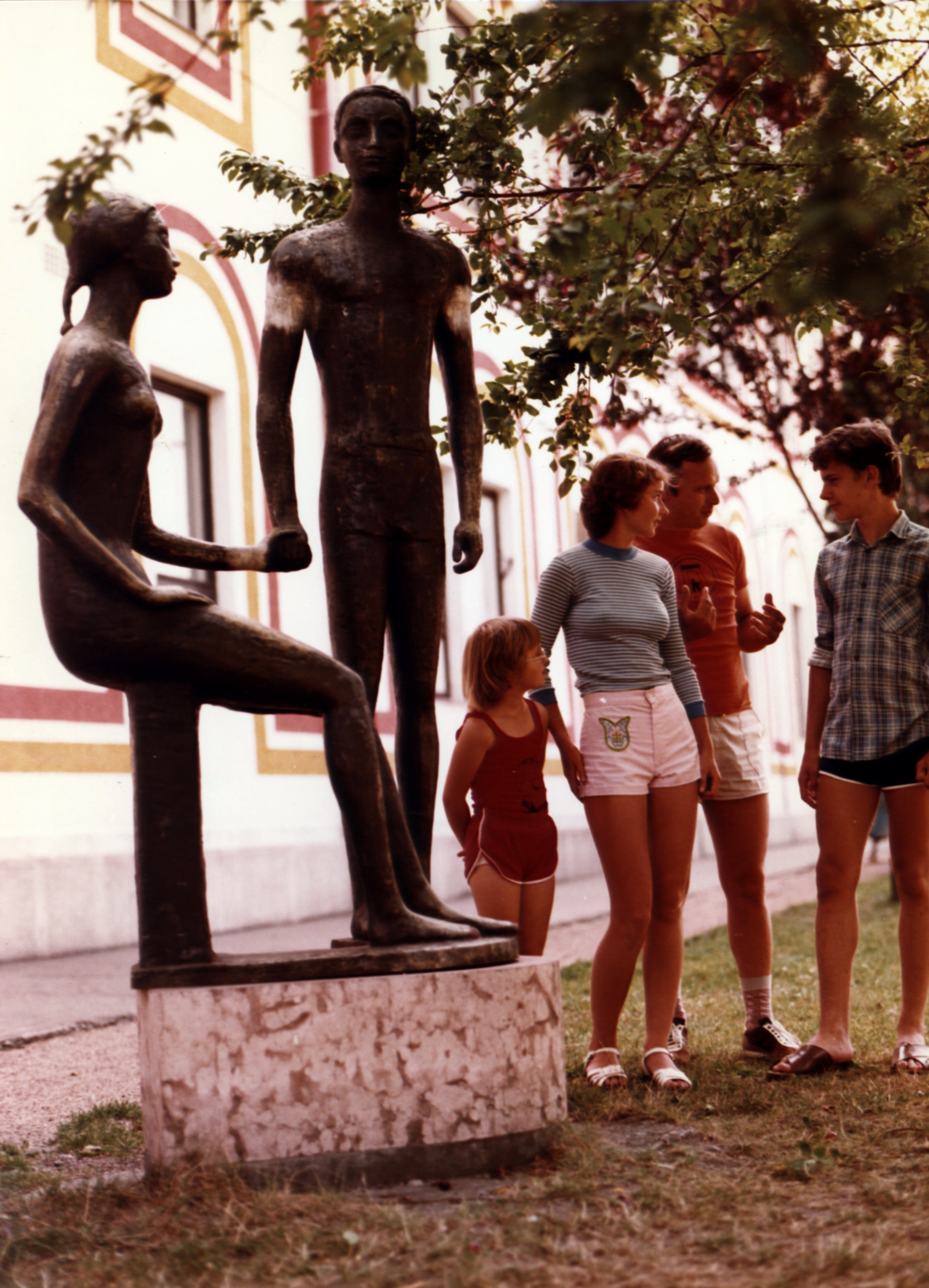 "Ifjúság" című szobor (Nagyatádi Kulturális és Sport Központ – Városi Múzeum CC BY-NC-SA)