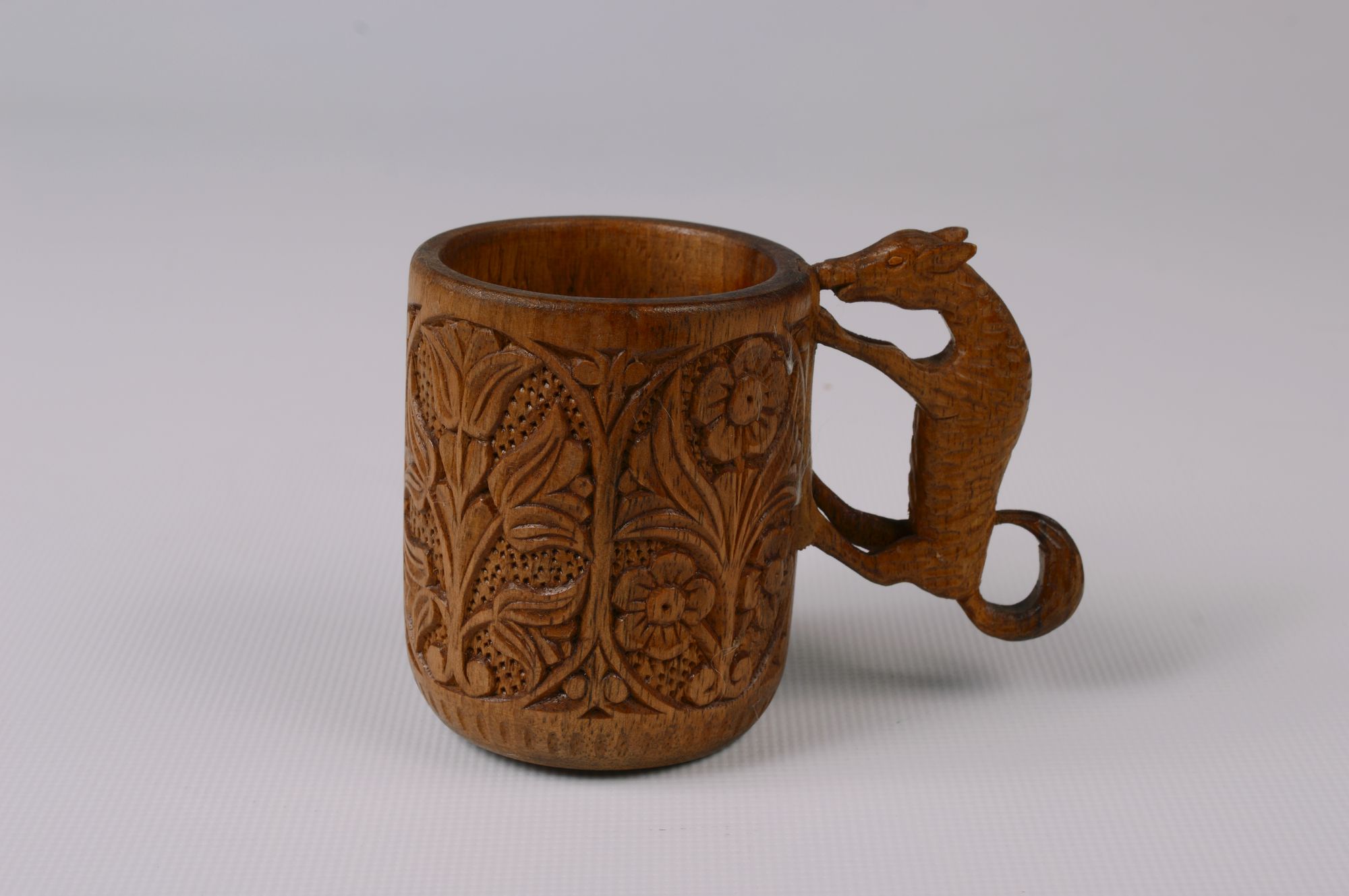 faragott pohár (Rippl-Rónai Múzeum RR-F)