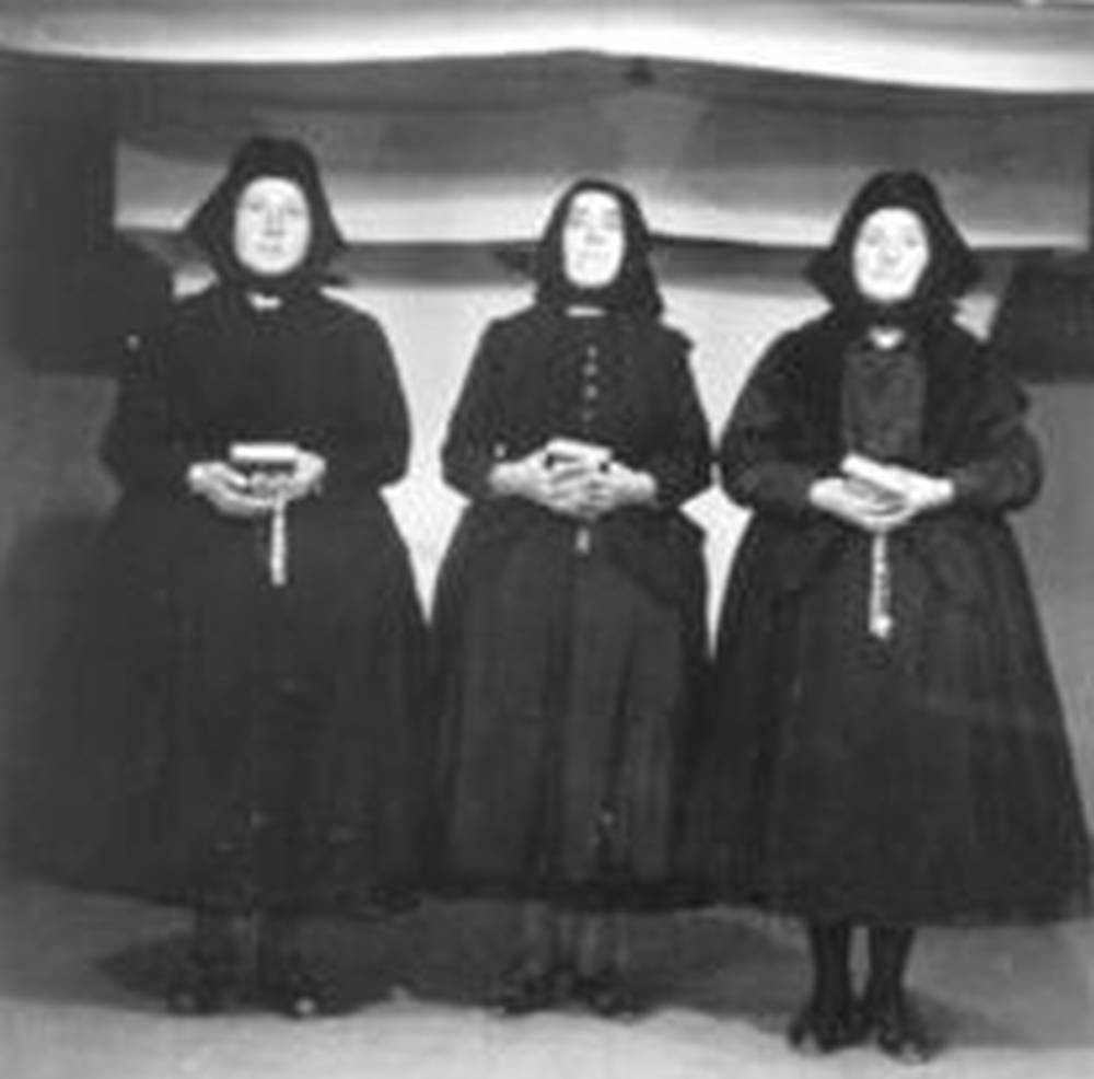 Három fekete ruhás asszony (Rippl-Rónai Múzeum RR-F)