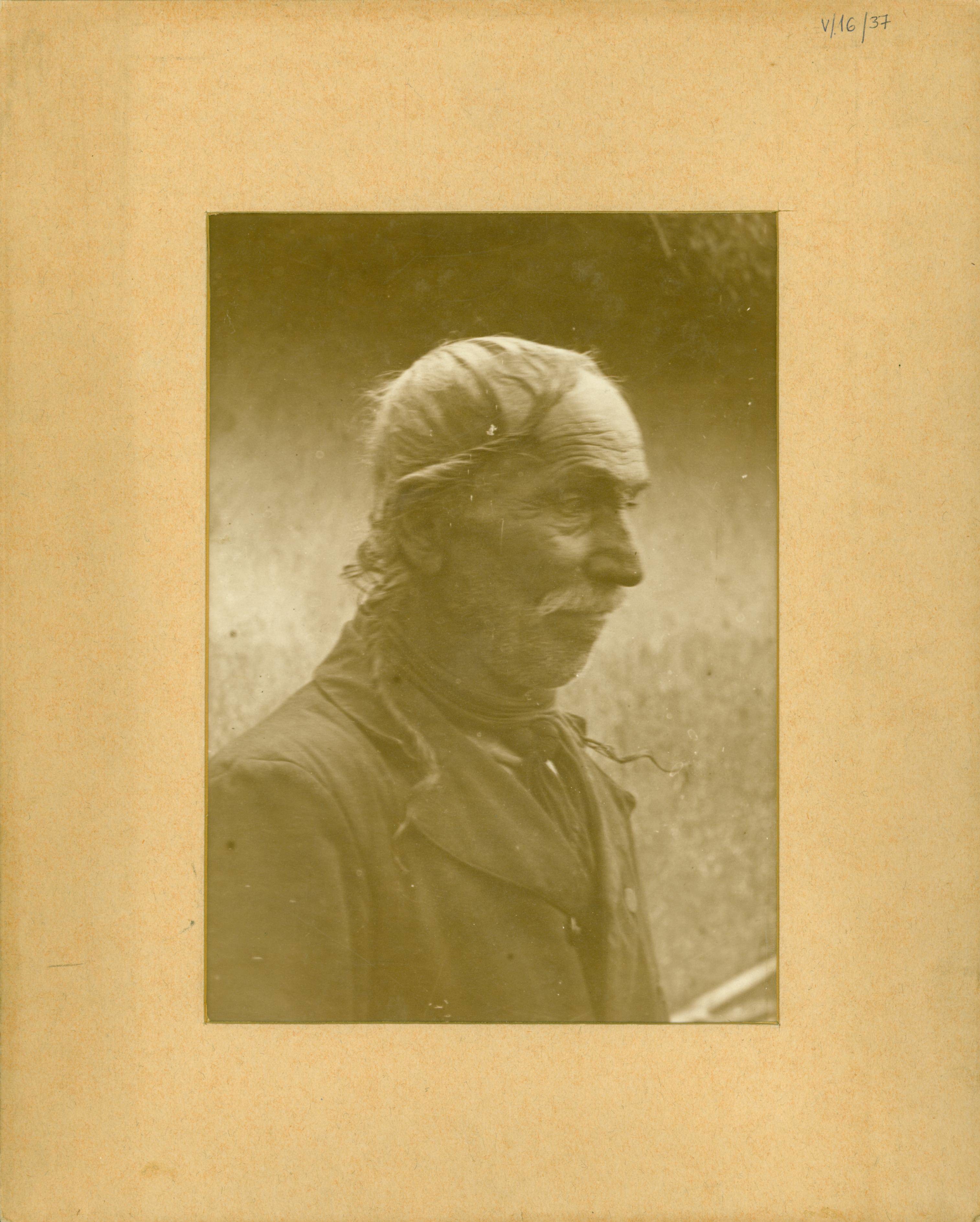 Öreg férfi Lábodról, csimbókos hajjal (Rippl-Rónai Múzeum RR-F)