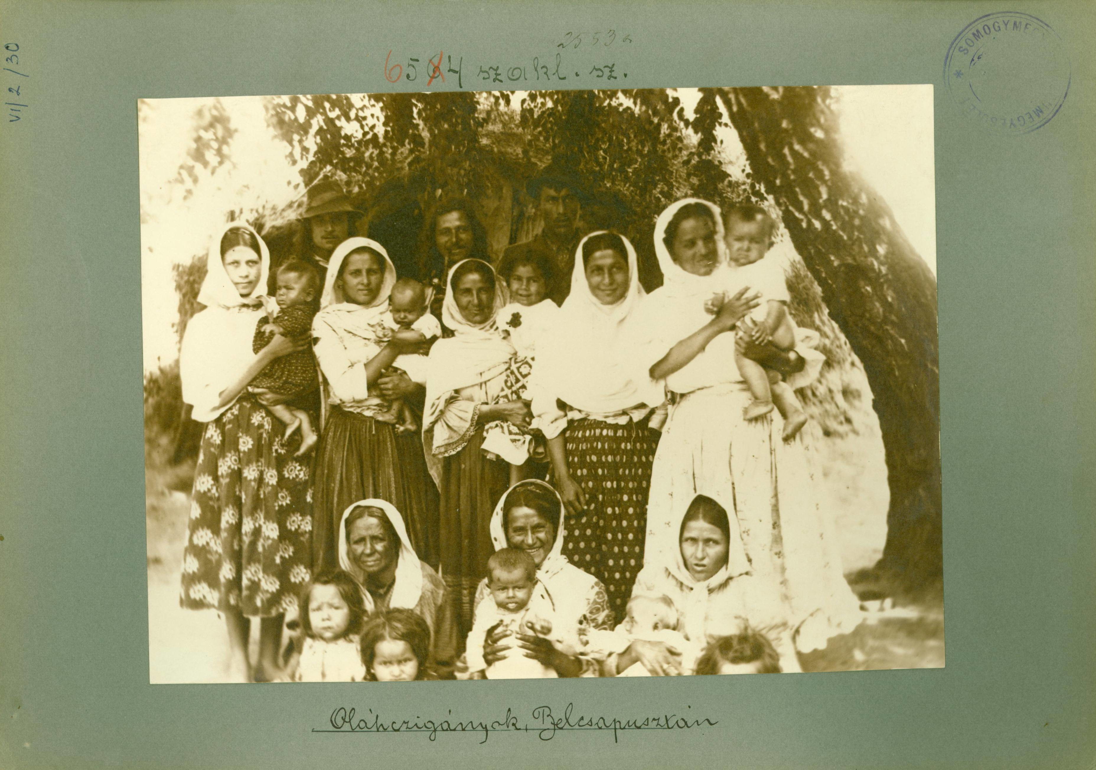 Oláh cigányok Belcsapusztán (Rippl-Rónai Múzeum RR-F)