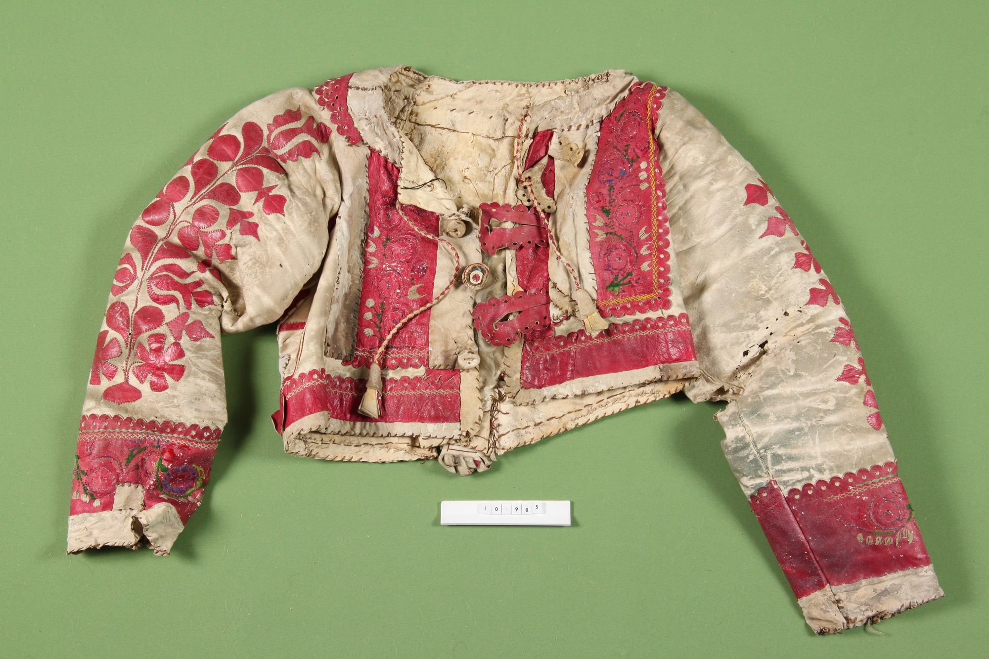 Női bunda (Rippl-Rónai Múzeum RR-F)