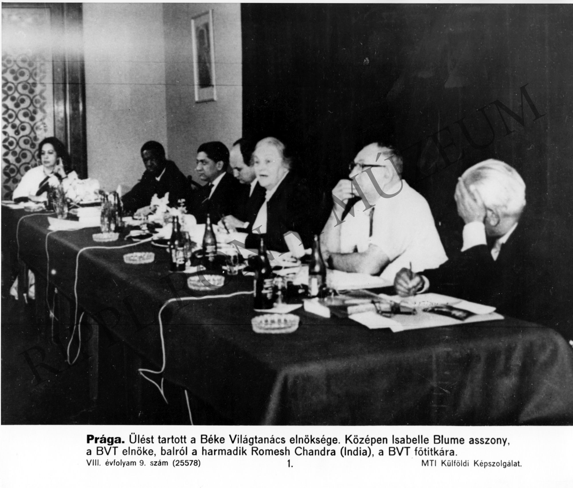 Ülést tartott a Béke Világtanács elnöksége (Rippl-Rónai Múzeum CC BY-NC-SA)
