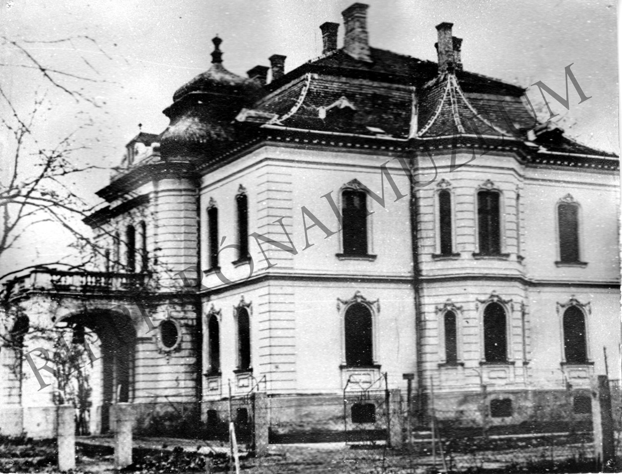 A felújítot tszabási kastély (Rippl-Rónai Múzeum CC BY-NC-SA)