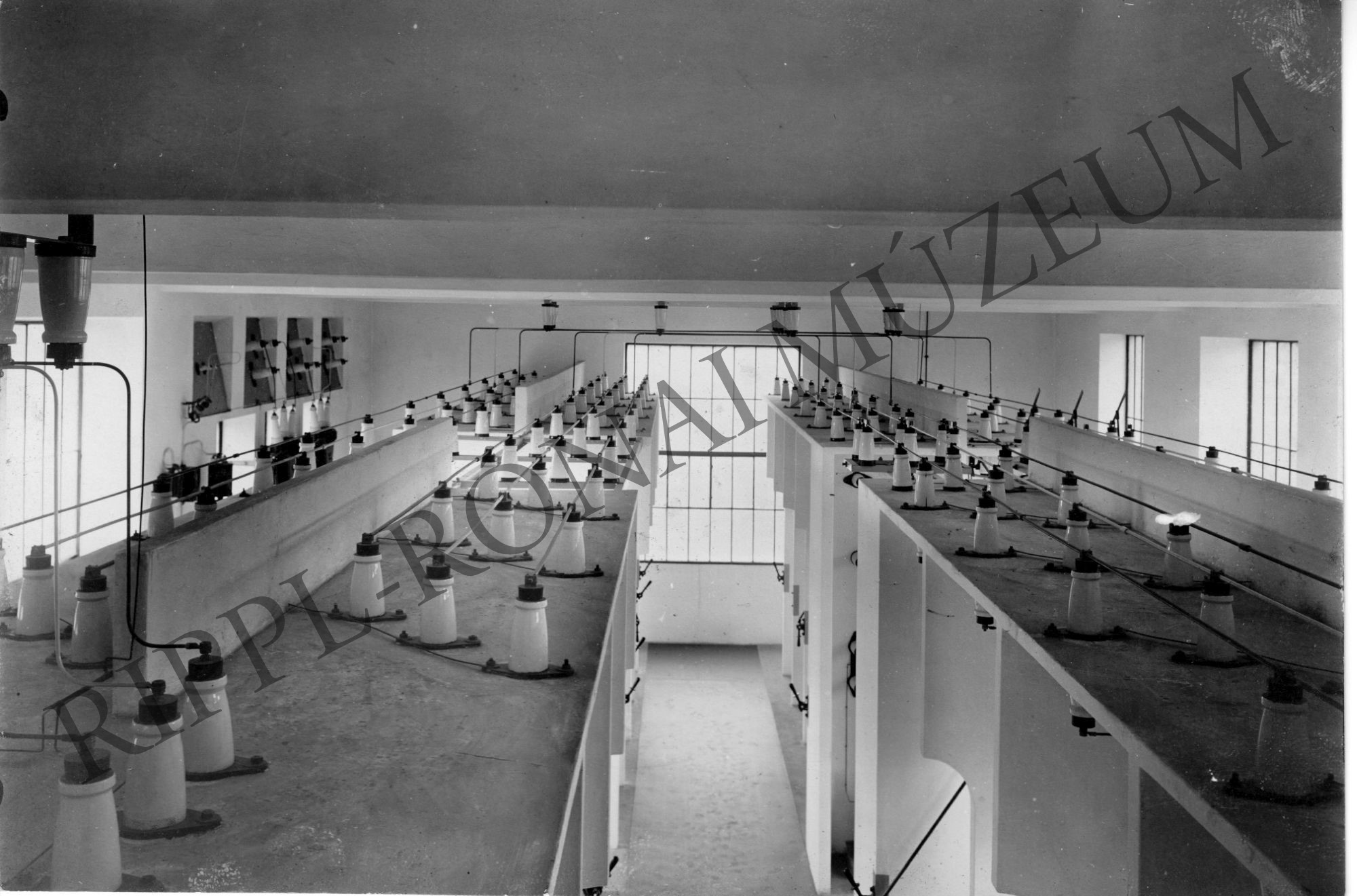 A kaposvári áramátváltó (Rippl-Rónai Múzeum CC BY-NC-SA)