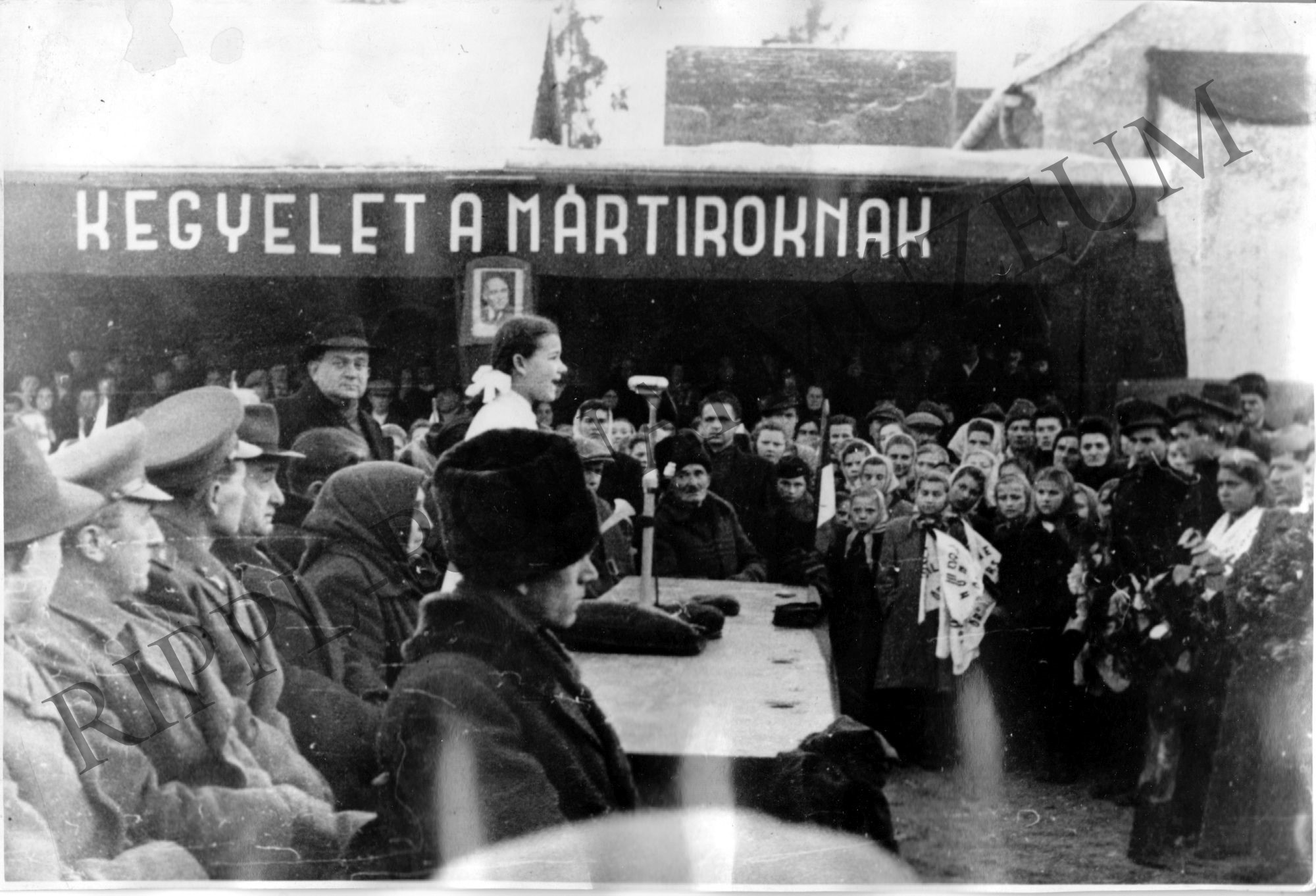 A marcali mártírok emlékművének leleplezése. 1949. (Rippl-Rónai Múzeum CC BY-NC-SA)