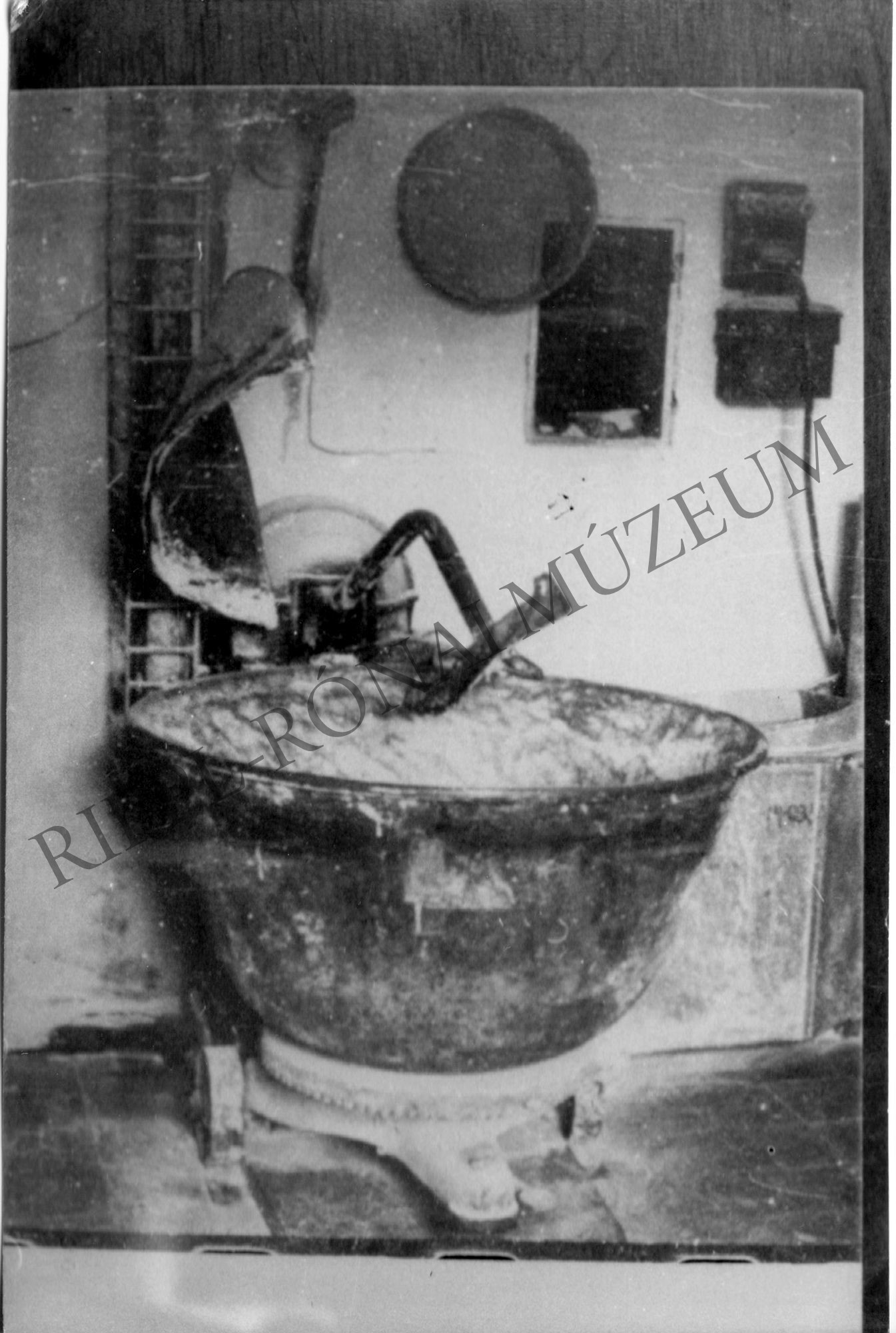 A nagyatádi Lehotzky-pékség dagasztógépe (Rippl-Rónai Múzeum CC BY-NC-SA)
