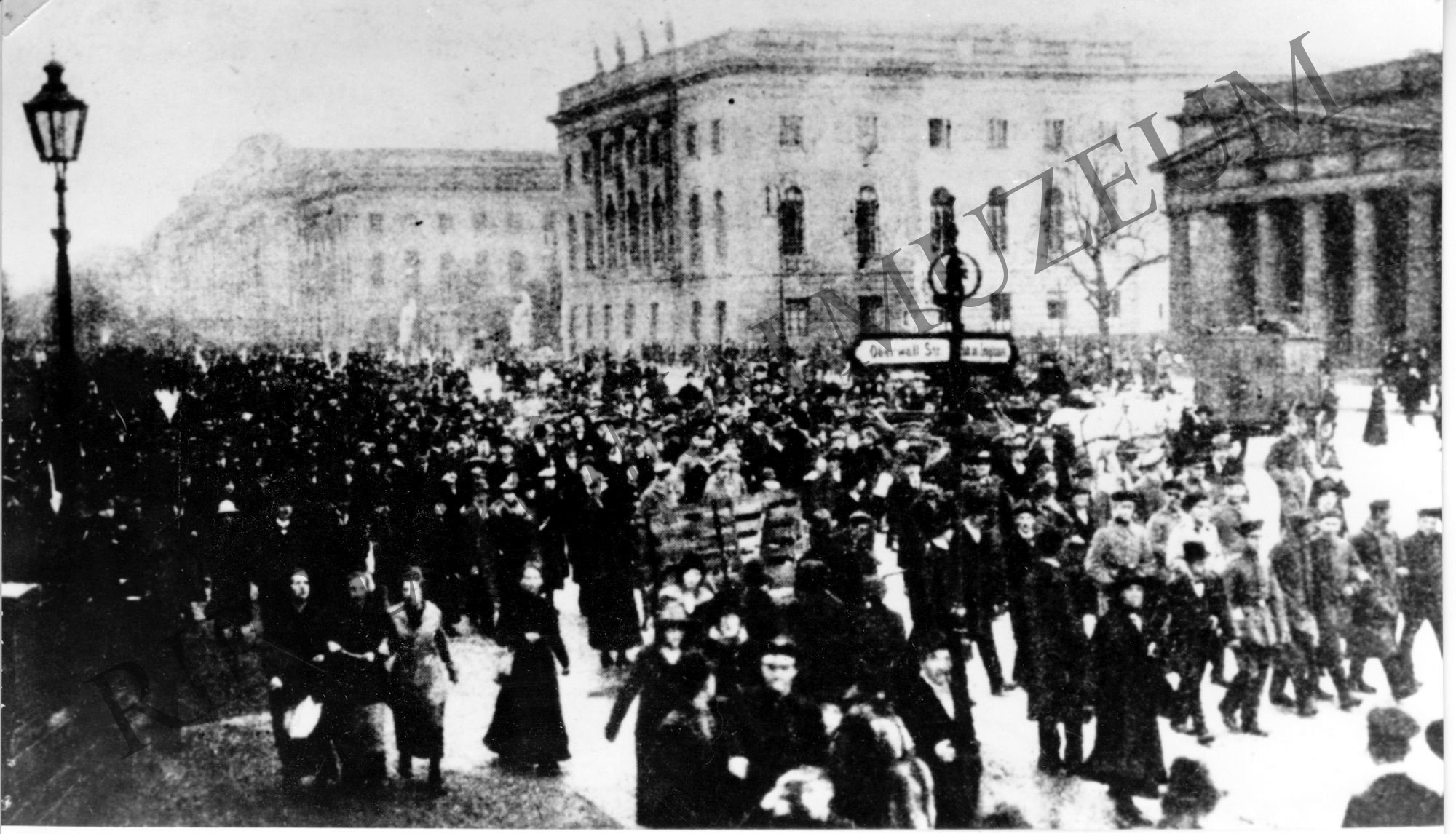 A német polgári demokratikus forradalom kitörése Berlinben 1918. november 9. (Rippl-Rónai Múzeum CC BY-NC-SA)