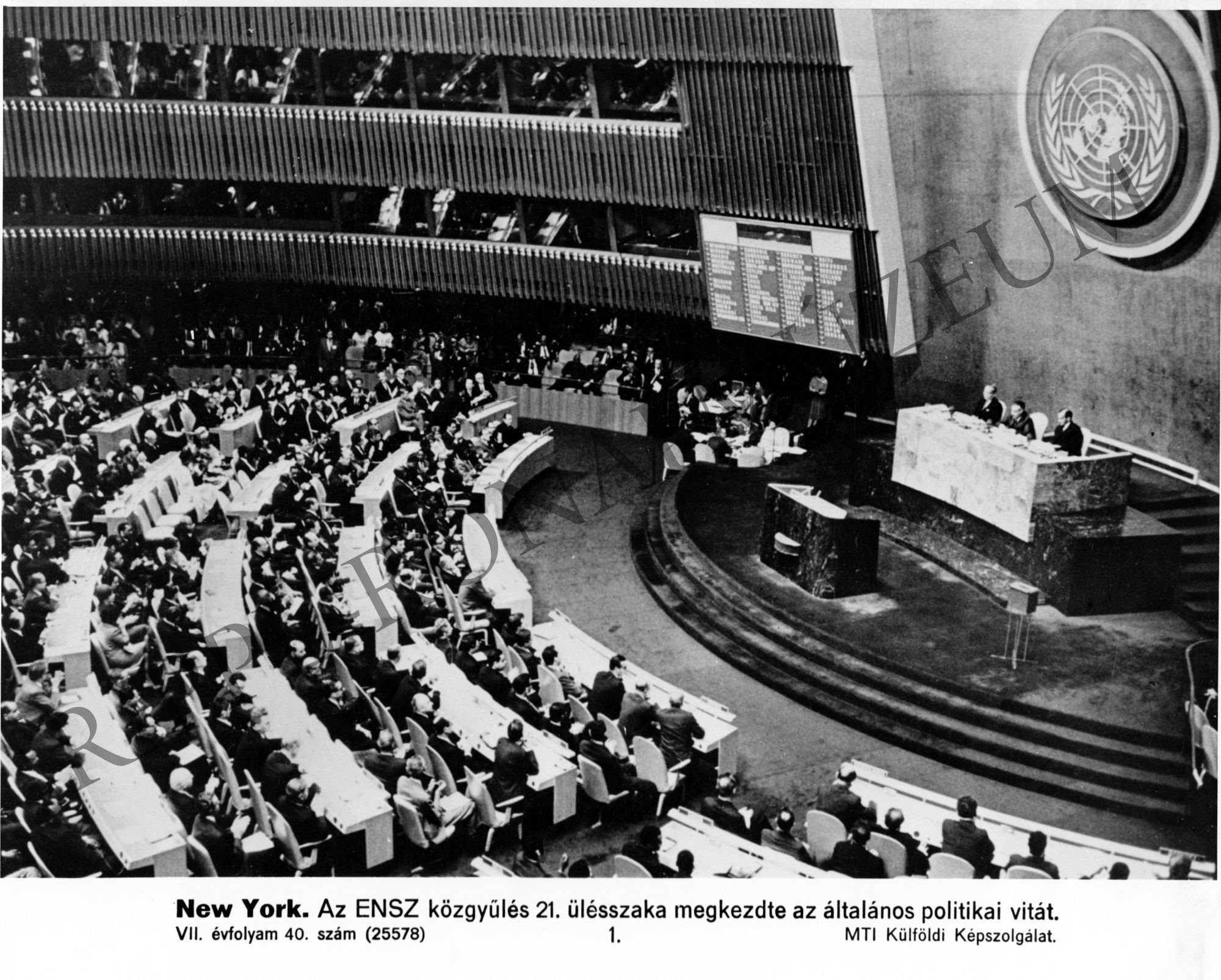 Az ENSZ közgyűlés 21. ülésszaka (Rippl-Rónai Múzeum CC BY-NC-SA)