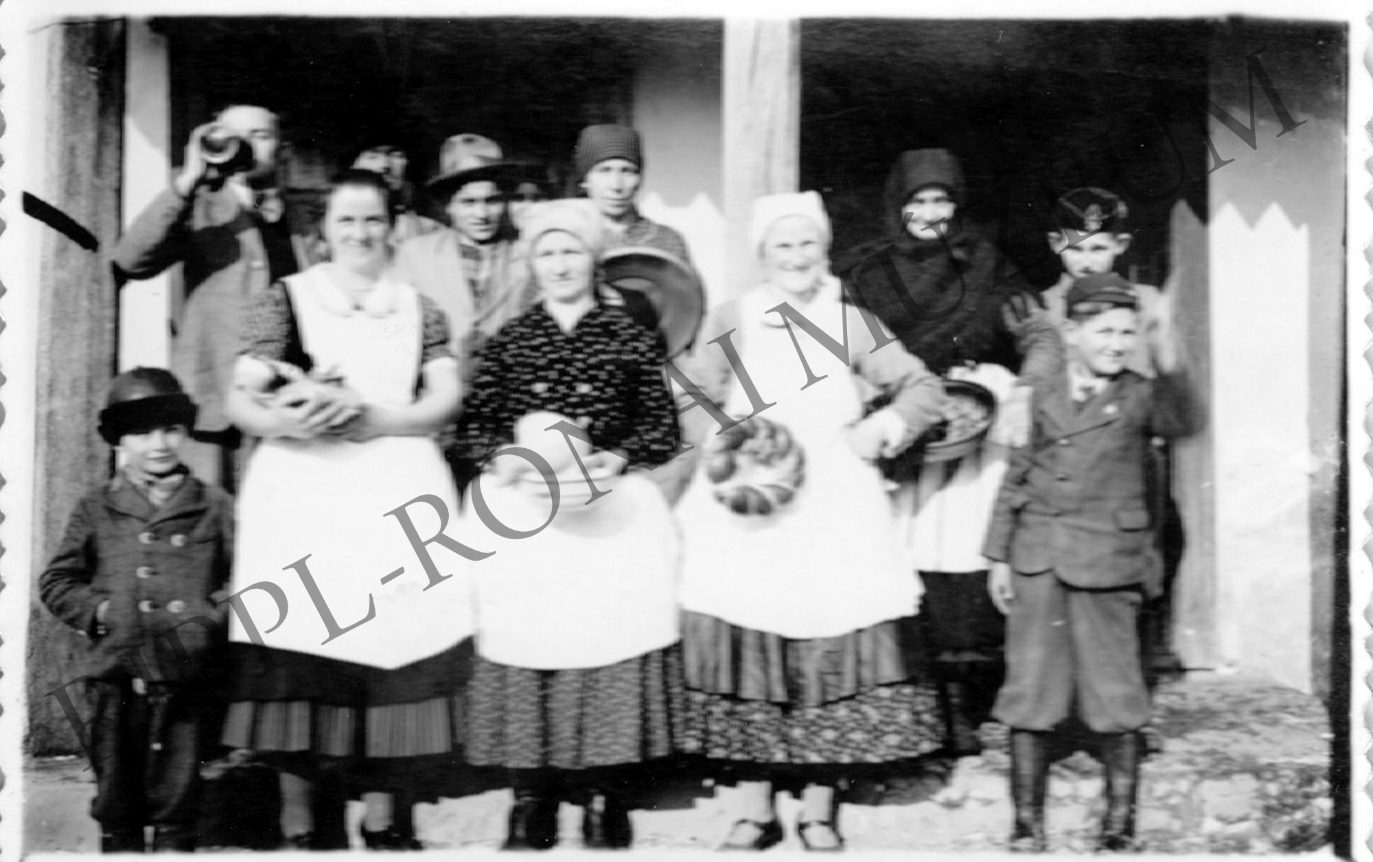 Belovári Jánpsné lakodalmán a főzőasszonyok (Rippl-Rónai Múzeum CC BY-NC-SA)