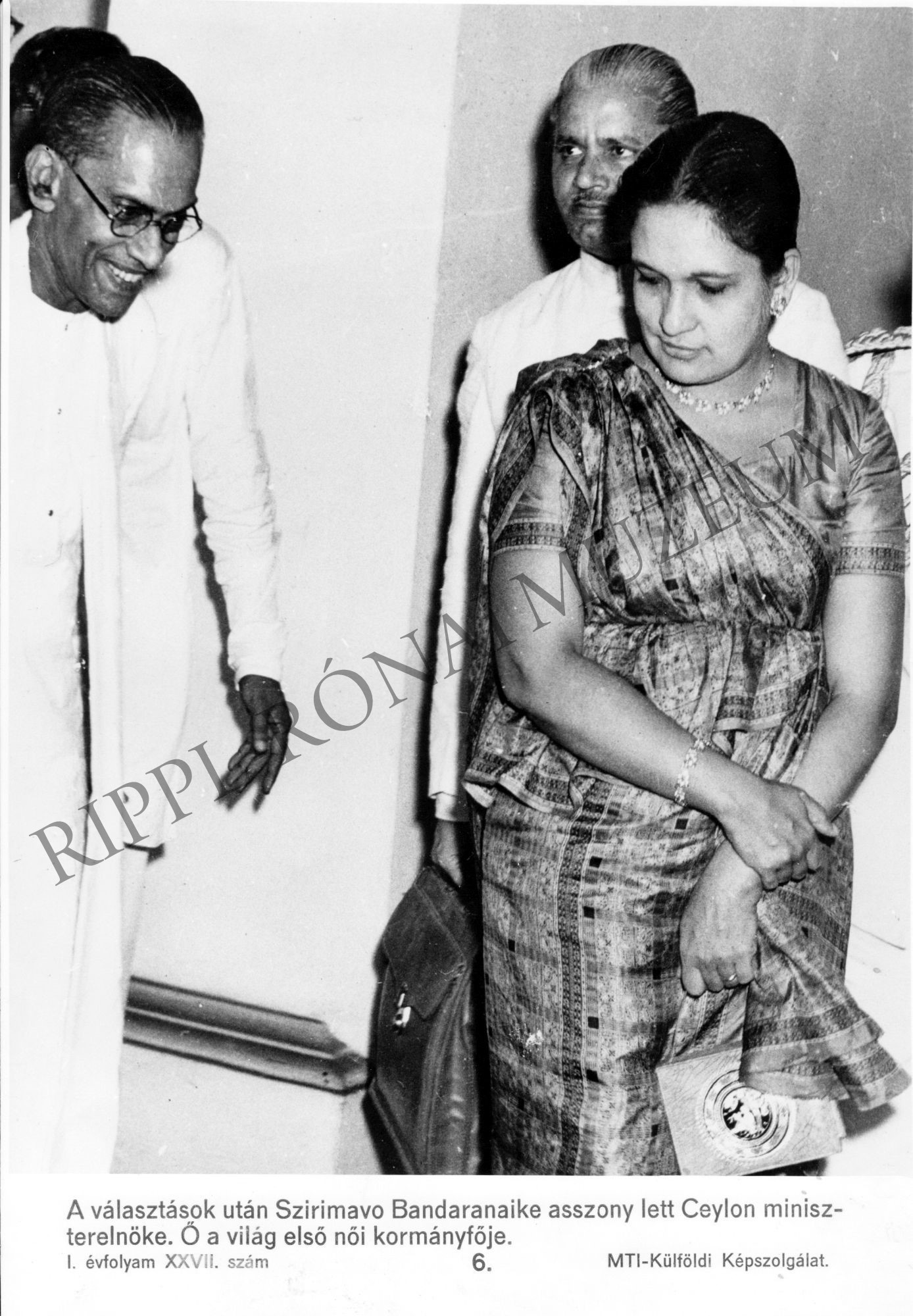 Ceylon miniszterelnöke Szirimavo Bandaranaike, a világ első női kormányfője. (Rippl-Rónai Múzeum CC BY-NC-SA)
