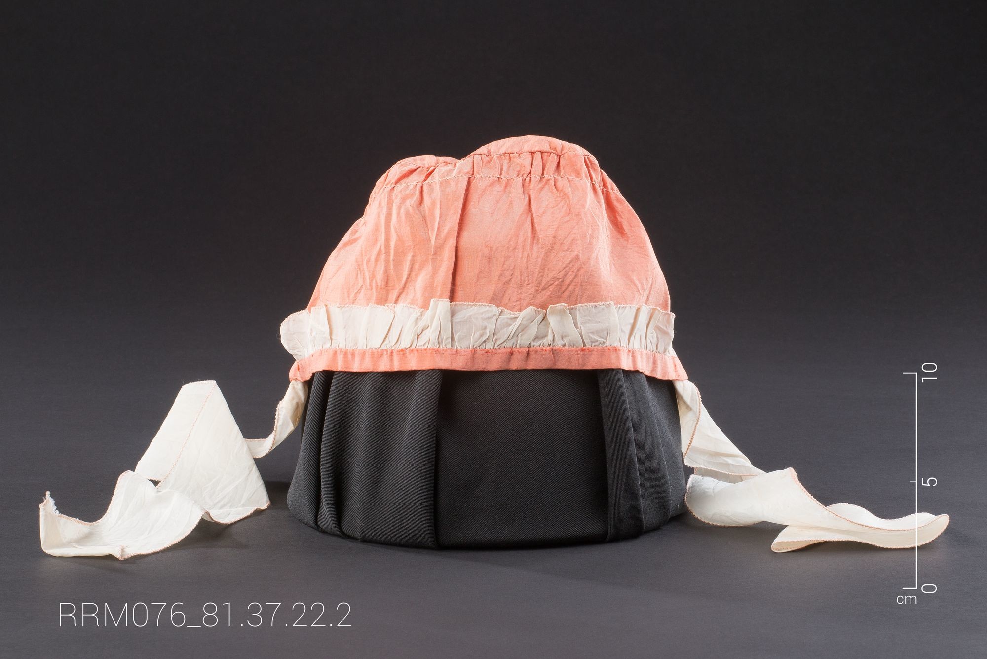 Fejkötő, sapka (Rippl-Rónai Múzeum CC BY-NC-ND)