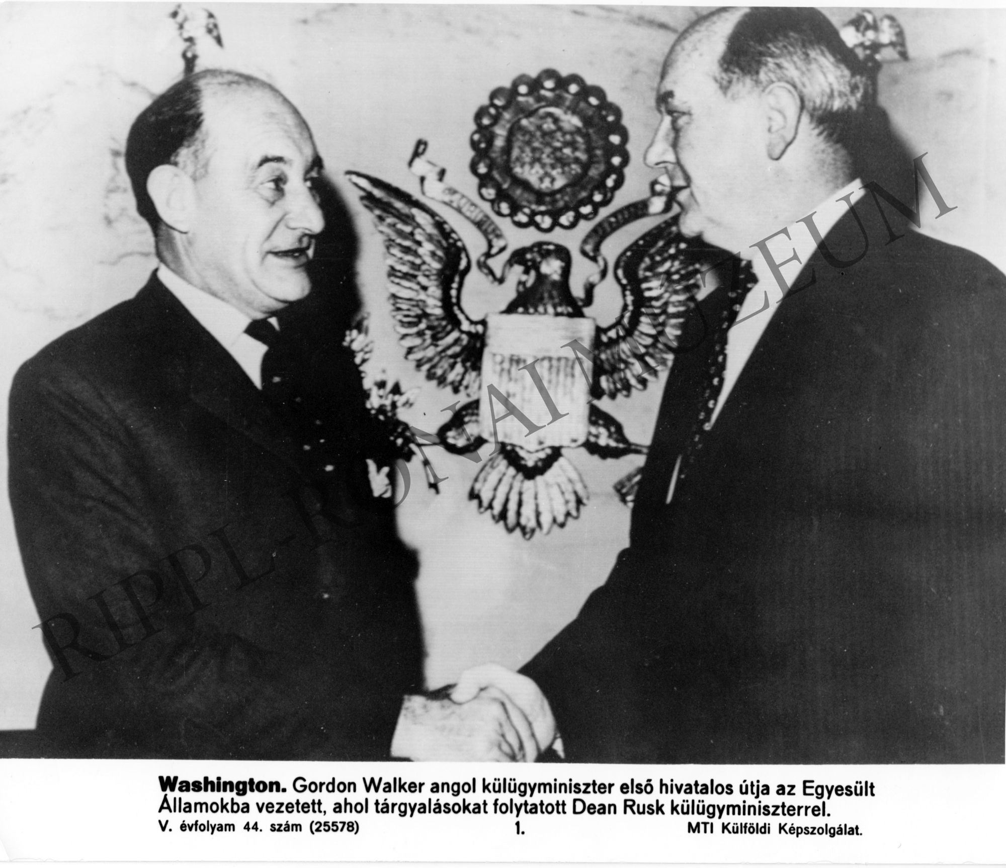 Gordon Walker és Dean Rusk angol ill. amerikai külügyminiszterek tárgyalása (Rippl-Rónai Múzeum CC BY-NC-SA)