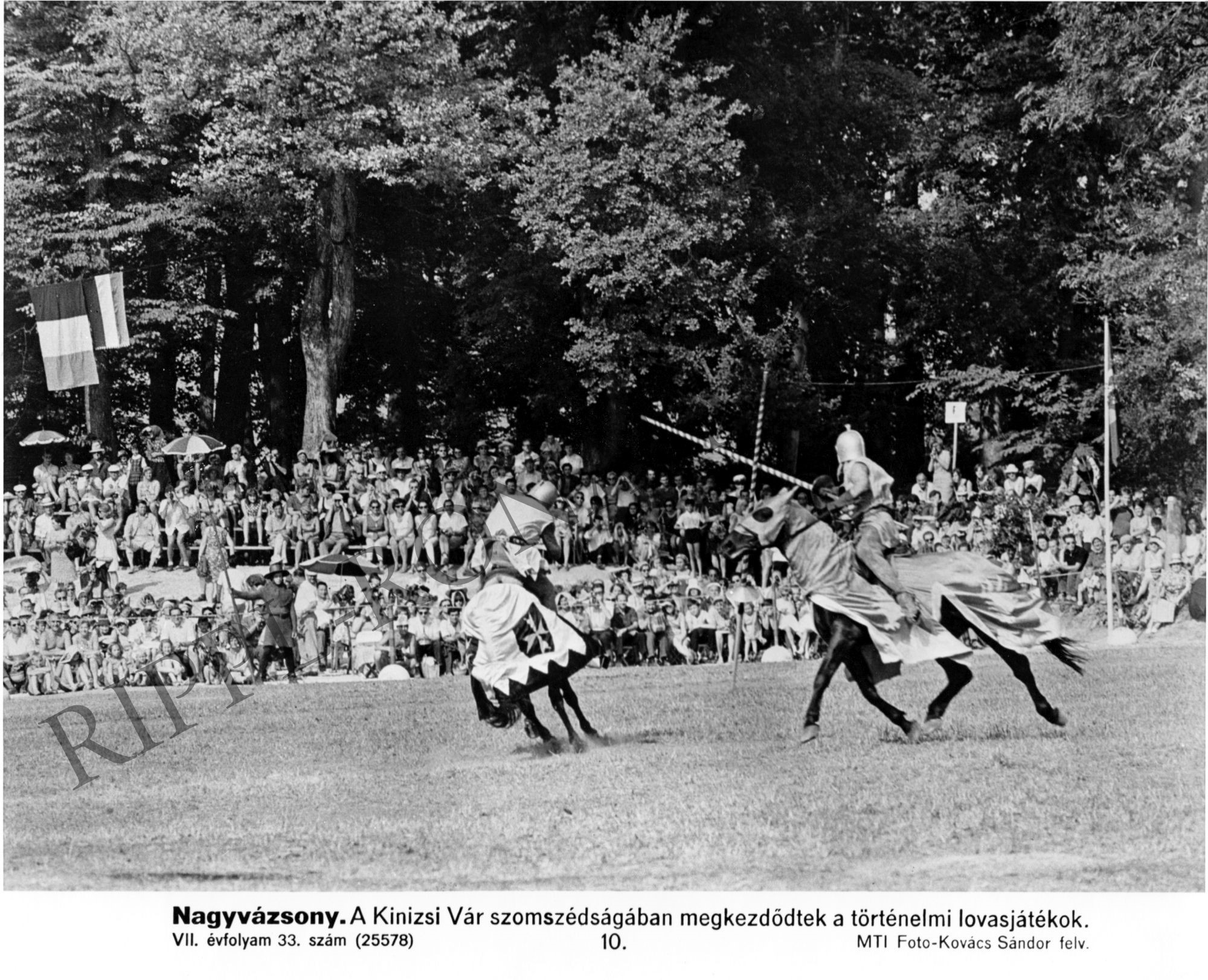 Nagyvázsonyi történelmi lovasjáték (Rippl-Rónai Múzeum CC BY-NC-SA)