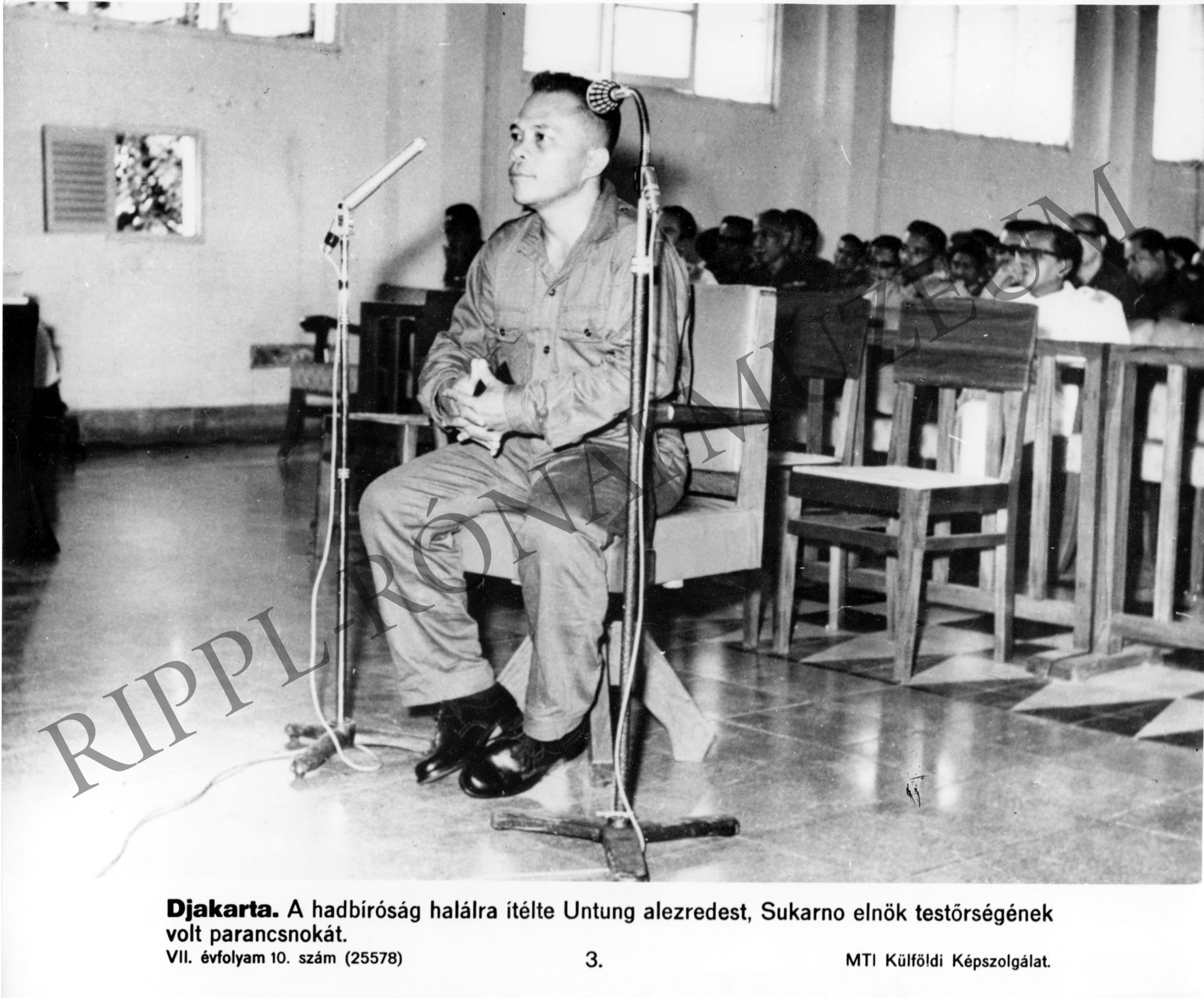 Untung alezredes, Sukarno elnök testőrparancsnoka hadbíróság előtt (Rippl-Rónai Múzeum CC BY-NC-SA)