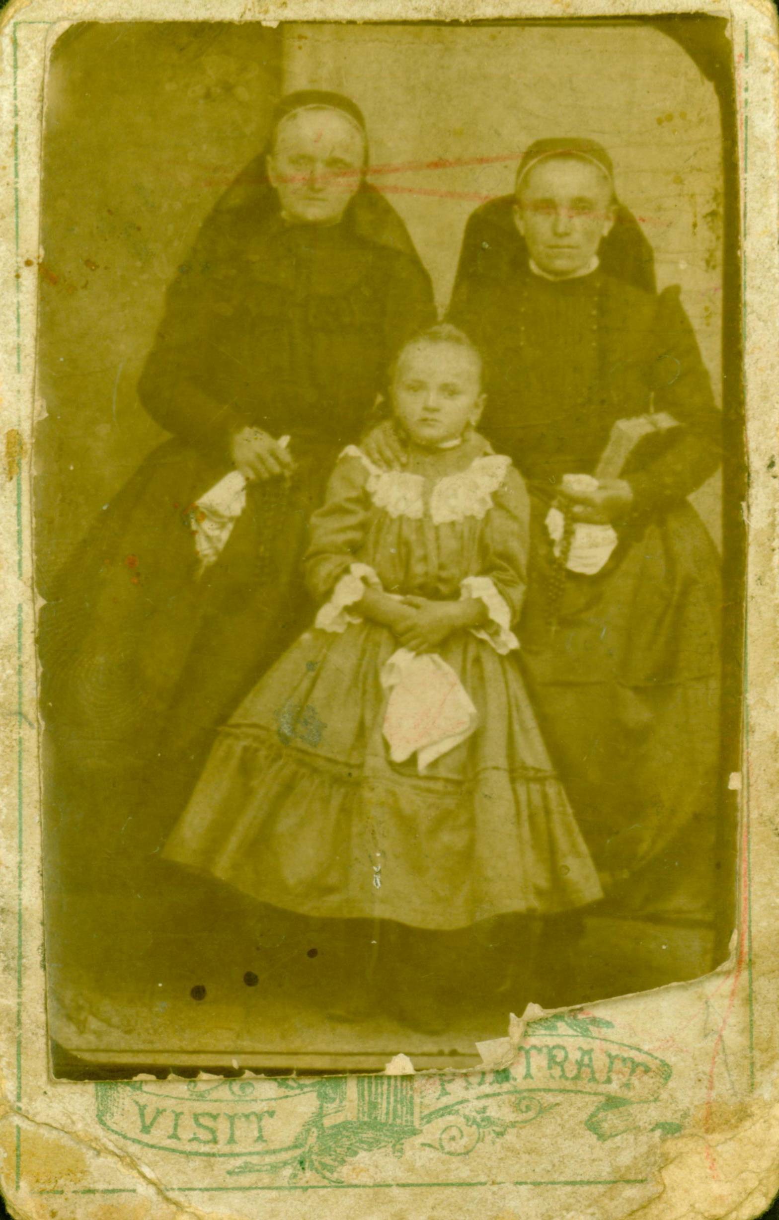 Asszony és leányviselet 1910 körül (Rippl-Rónai Múzeum CC BY-NC-ND)