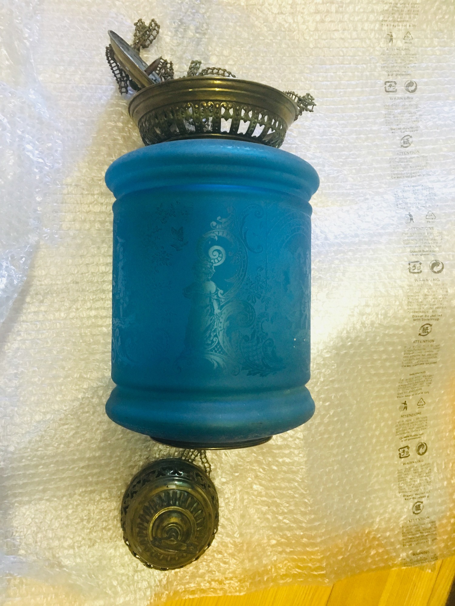 Függőlámpa/ampolna (Rippl-Rónai Múzeum CC BY-NC-SA)