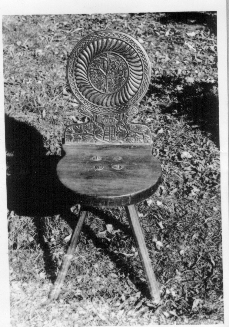 Id. Kapoli Andral faragott díszű széke (Rippl-Rónai Múzeum CC BY-NC-ND)