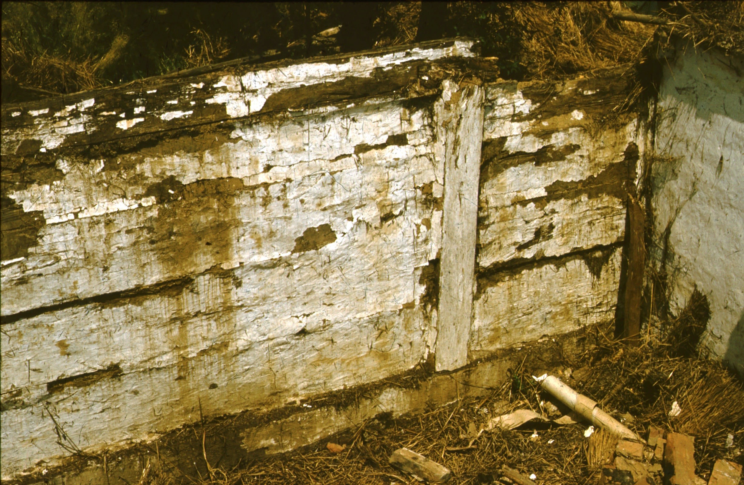 Présház bontása, a "külső pince" É-i fala, nézet DNy-ról (Rippl-Rónai Múzeum CC BY-NC-ND)