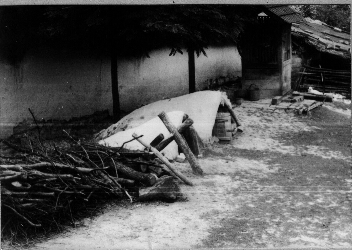 Szegényember udvara, kút, tyúkólak (Rippl-Rónai Múzeum CC BY-NC-ND)