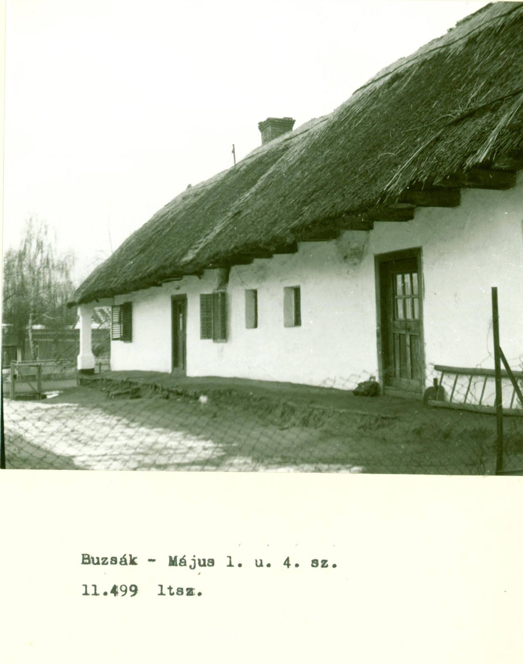 Tájháznak javasolt, tömésfalú lakóház (Rippl-Rónai Múzeum CC BY-NC-ND)