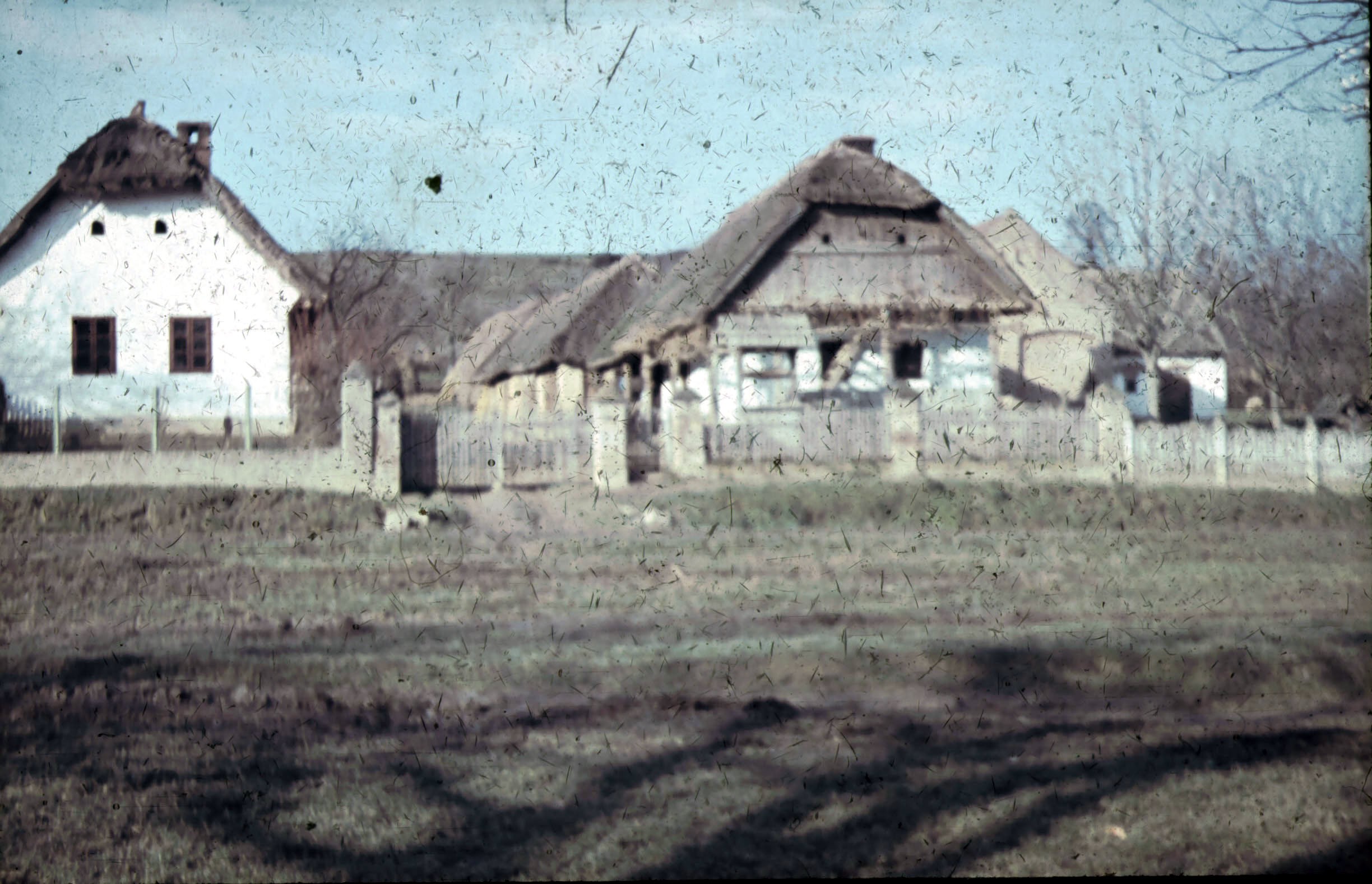 Utcarészlet: két kontyos házzal (Rippl-Rónai Múzeum CC BY-NC-ND)